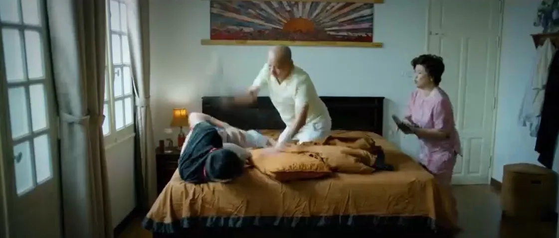 Mùa Hè Năm Ấy - Tập 1: Nam Sinh Chôm Tiền Mẹ Sập Bẫy 'Chị Đẹp' Trường Múa- Ảnh 6.