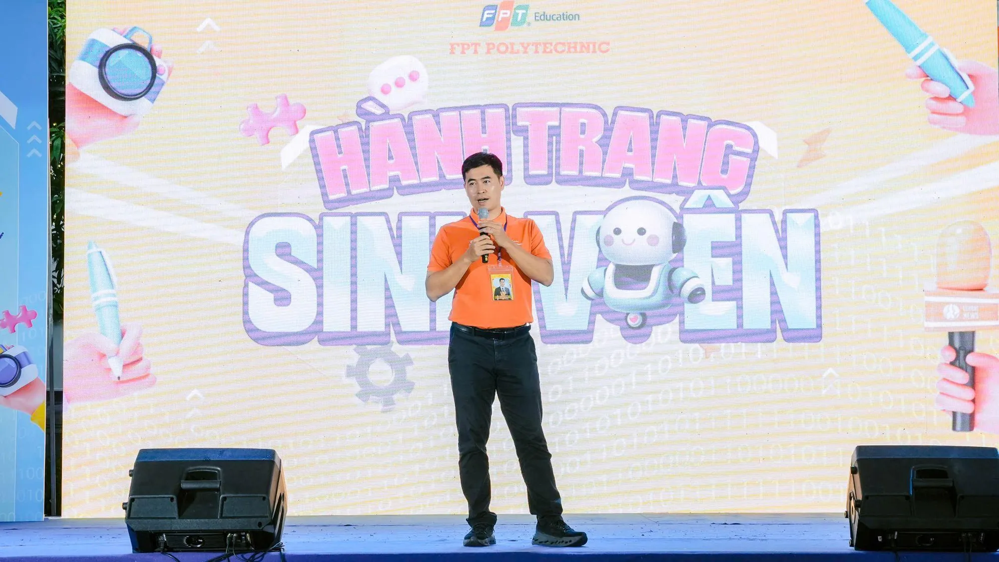 FPT Polytechnic đồng hành định hướng tương lai cho tân sinh viên- Ảnh 3.