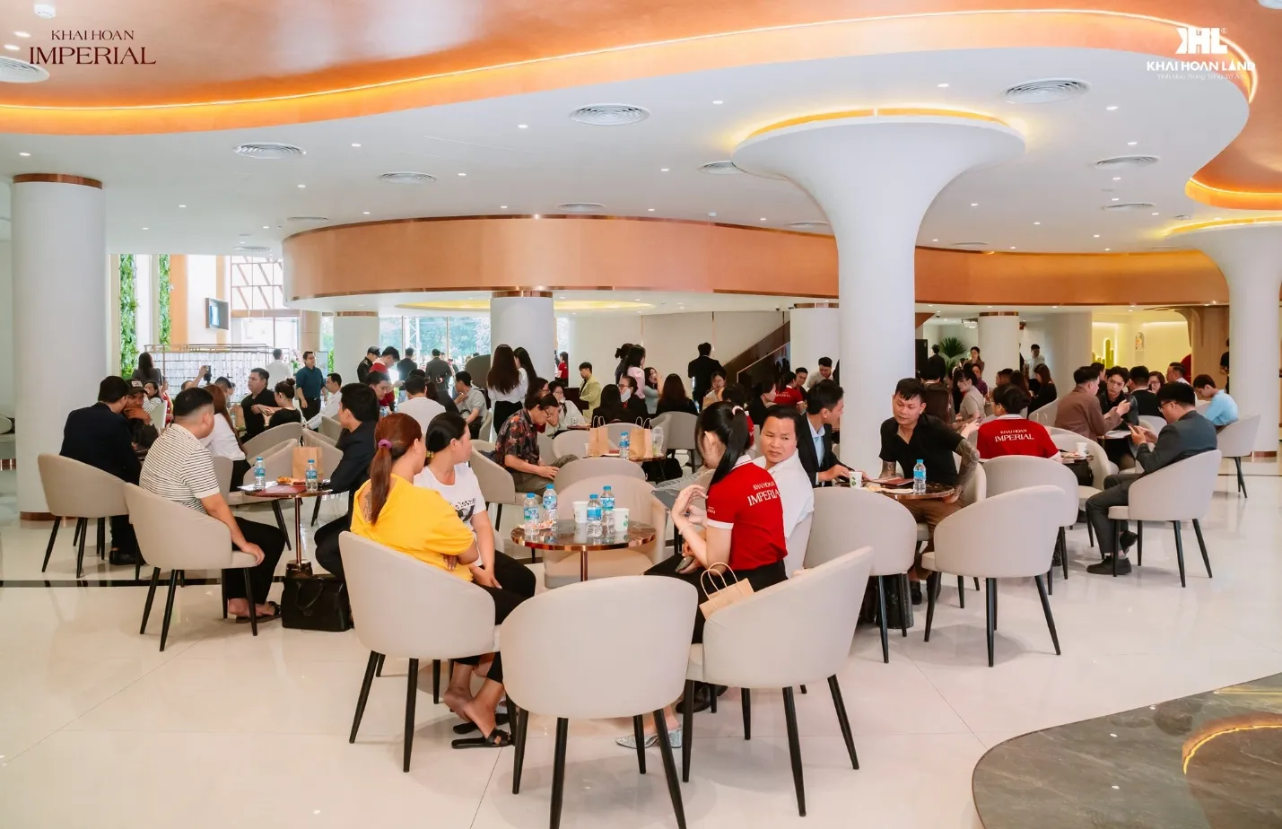 Đ&ocirc;ng đảo kh&aacute;ch h&agrave;ng tham dự workshop "Signature Botanica" kết hợp trải nghiệm Khải Ho&agrave;n Imperial- Ảnh 10.