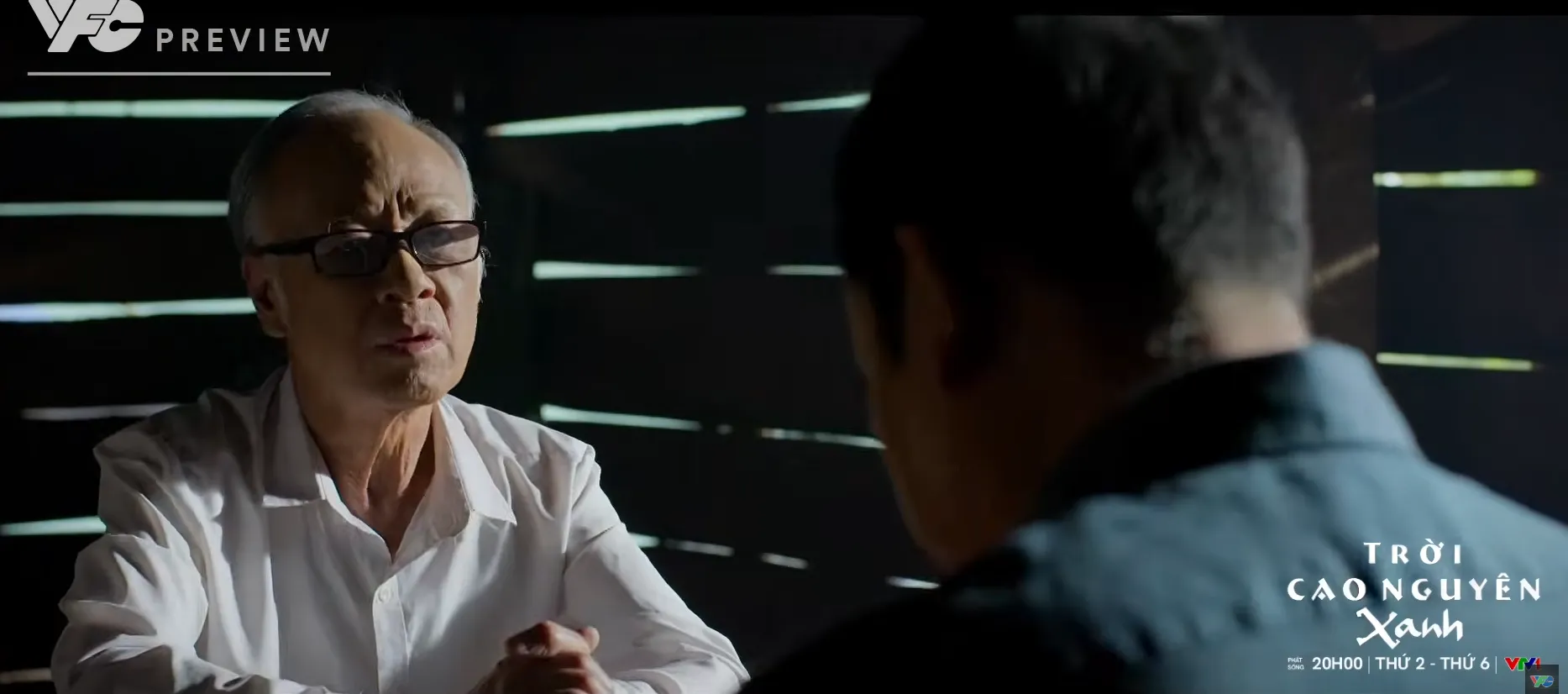Trời Cao Nguyên Xanh - Tập 19: Lok Dụ Dỗ A Dũi Hành Động, Tuấn Bị Theo Dõi Dựng Chuyện - Ảnh 4.