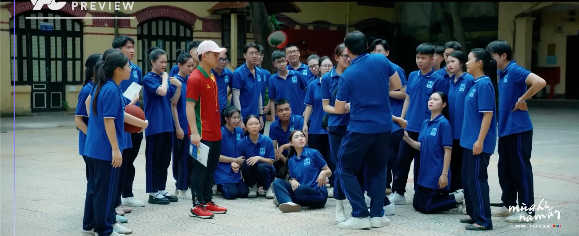 Mùa Hè Năm Ấy - Tập 3: Khánh Nhờ Bố Mẹ Cho Vay Vàng Giúp Phương - Ảnh 2.