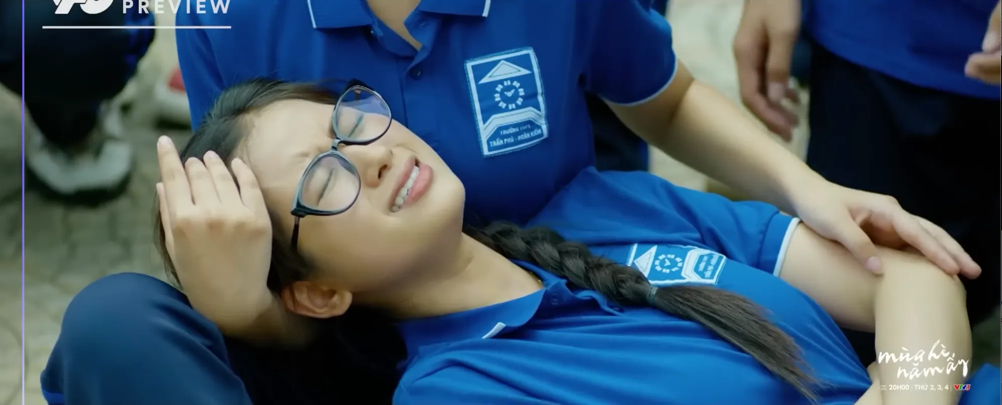 Mùa Hè Năm Ấy - Tập 3: Khánh Nhờ Bố Mẹ Cho Vay Vàng Giúp Phương - Ảnh 1.