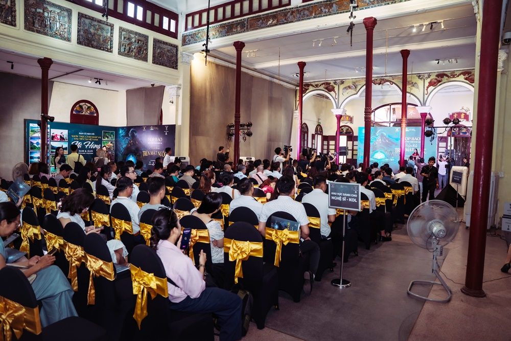 Chương trình nghệ thuật thực cảnh 'Long mạch Nà Hang' đưa khán giả nhập vai- Ảnh 6.