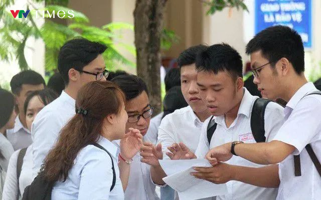 Đại học Huế công bố điểm chuẩn 2026: Sư phạm Tiếng Anh dẫn đầu với 27,77 điểm - Ảnh 1.