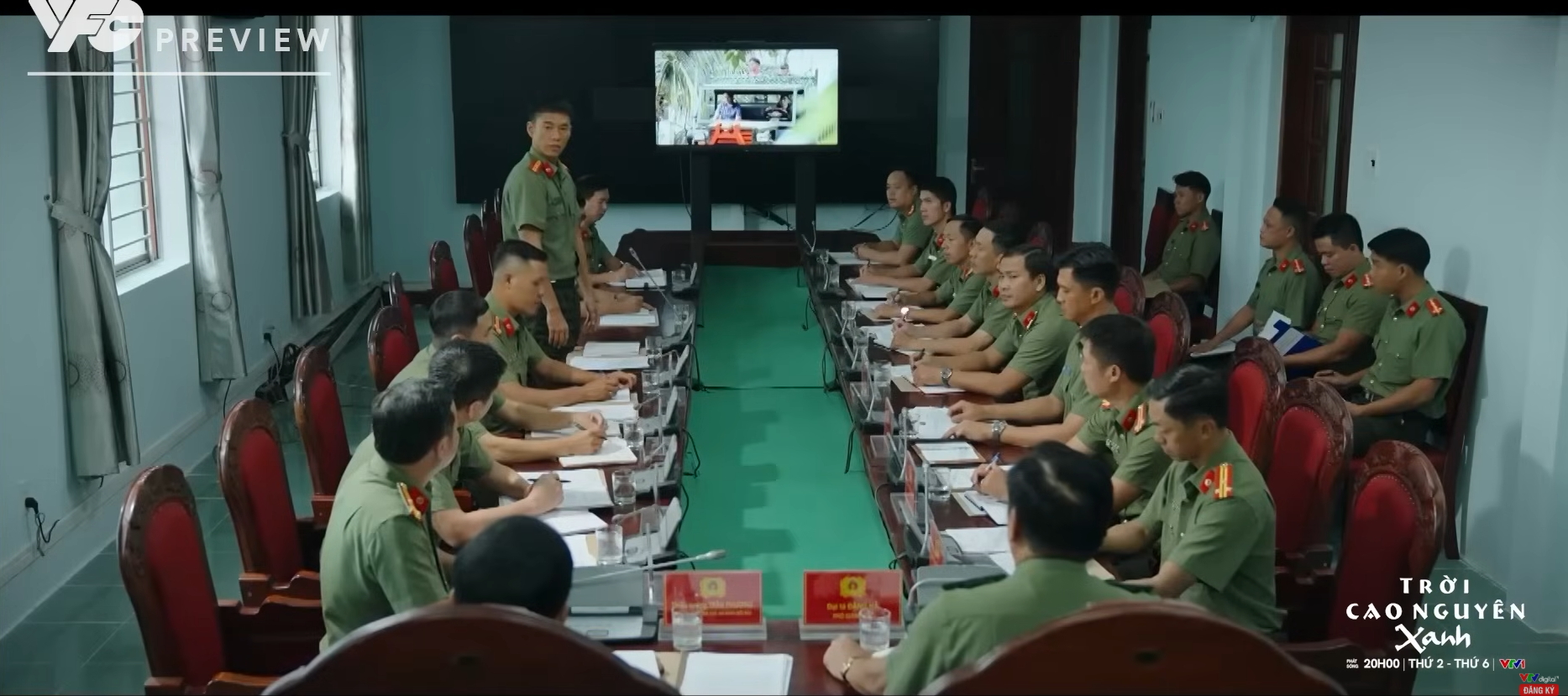 Trời Cao Nguyên Xanh - Tập 24: Cuộc Bạo Động Xảy Ra, Tuấn Bị Nhóm Phản Động Giam Giữ 16 Trời Cao Nguyên Xanh - Tập 24: Cuộc Bạo Động Xảy Ra, Tuấn Bị Nhóm Phản Động Giam Giữ- Ảnh 7.