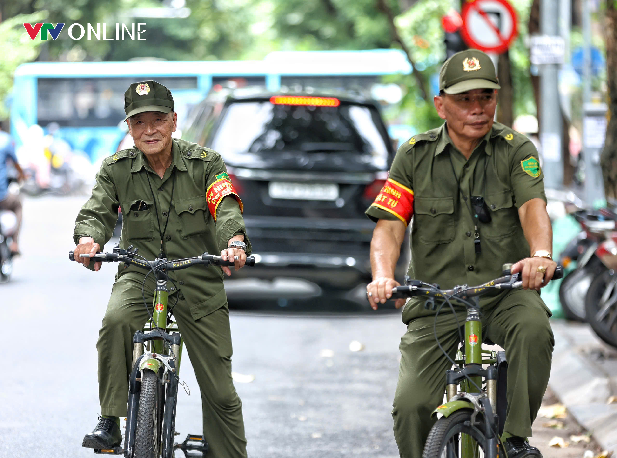 Hiệu quả từ m&ocirc; h&igrave;nh Tổ tuần tra Ba nhất ở phường Hai B&agrave; Trưng - Ảnh 5.