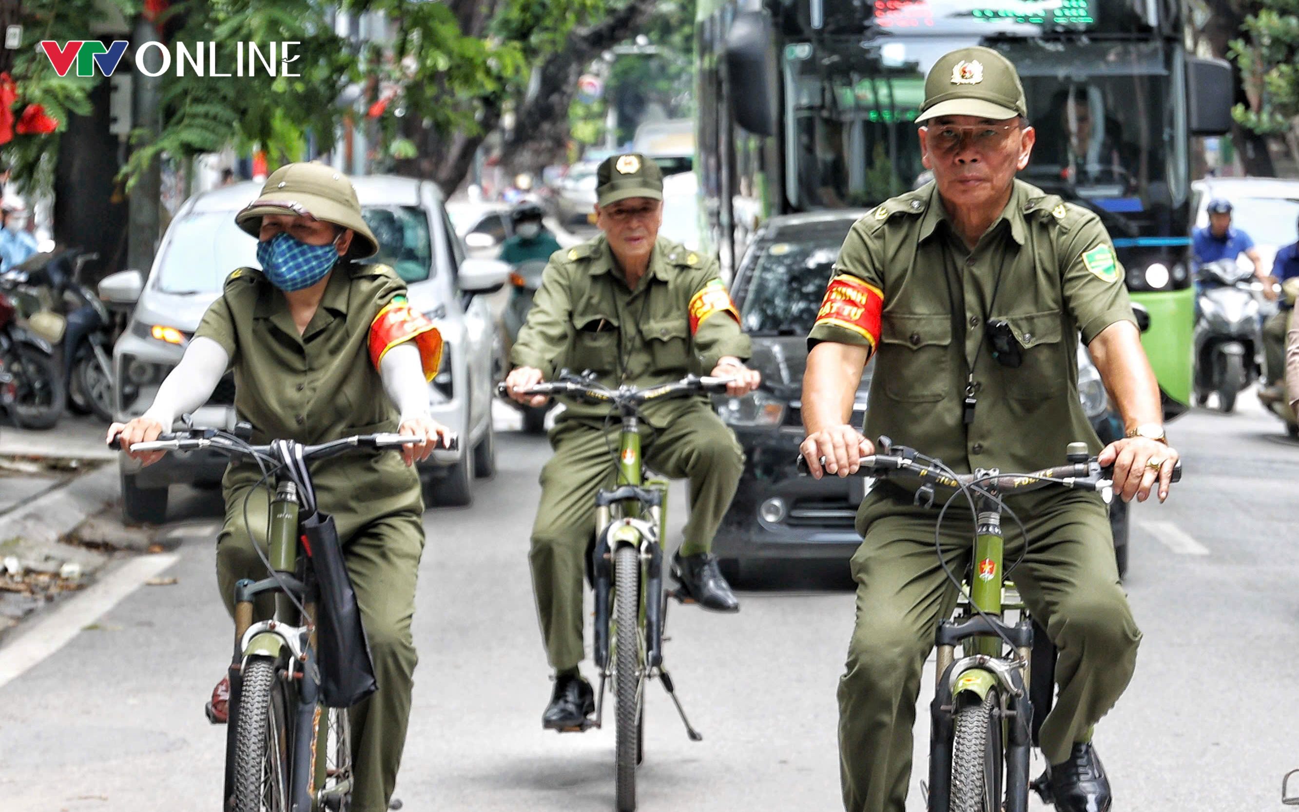 Hiệu quả từ m&ocirc; h&igrave;nh Tổ tuần tra Ba nhất ở phường Hai B&agrave; Trưng - Ảnh 1.
