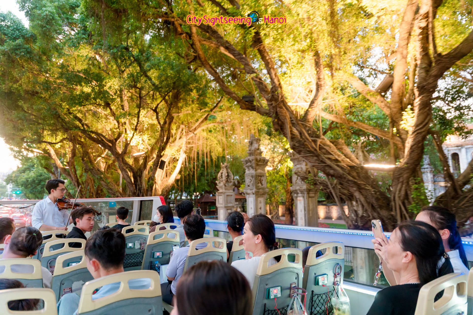 Bus 2 tầng Hà Nội - Vietnam Sightseeing: 7 năm nâng tầm du lịch nội đô- Ảnh 3.
