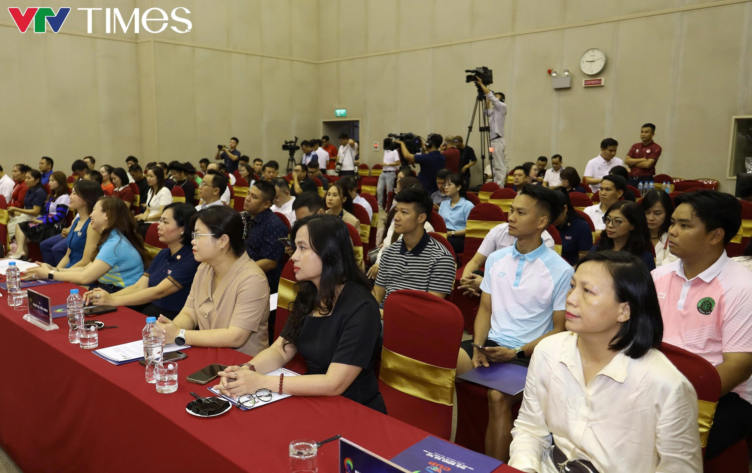 Giải Bóng đá nữ các dân tộc thiểu số Việt Nam VTV Cup: 12 đội bóng sẵn sàng tranh tài - Ảnh 12.