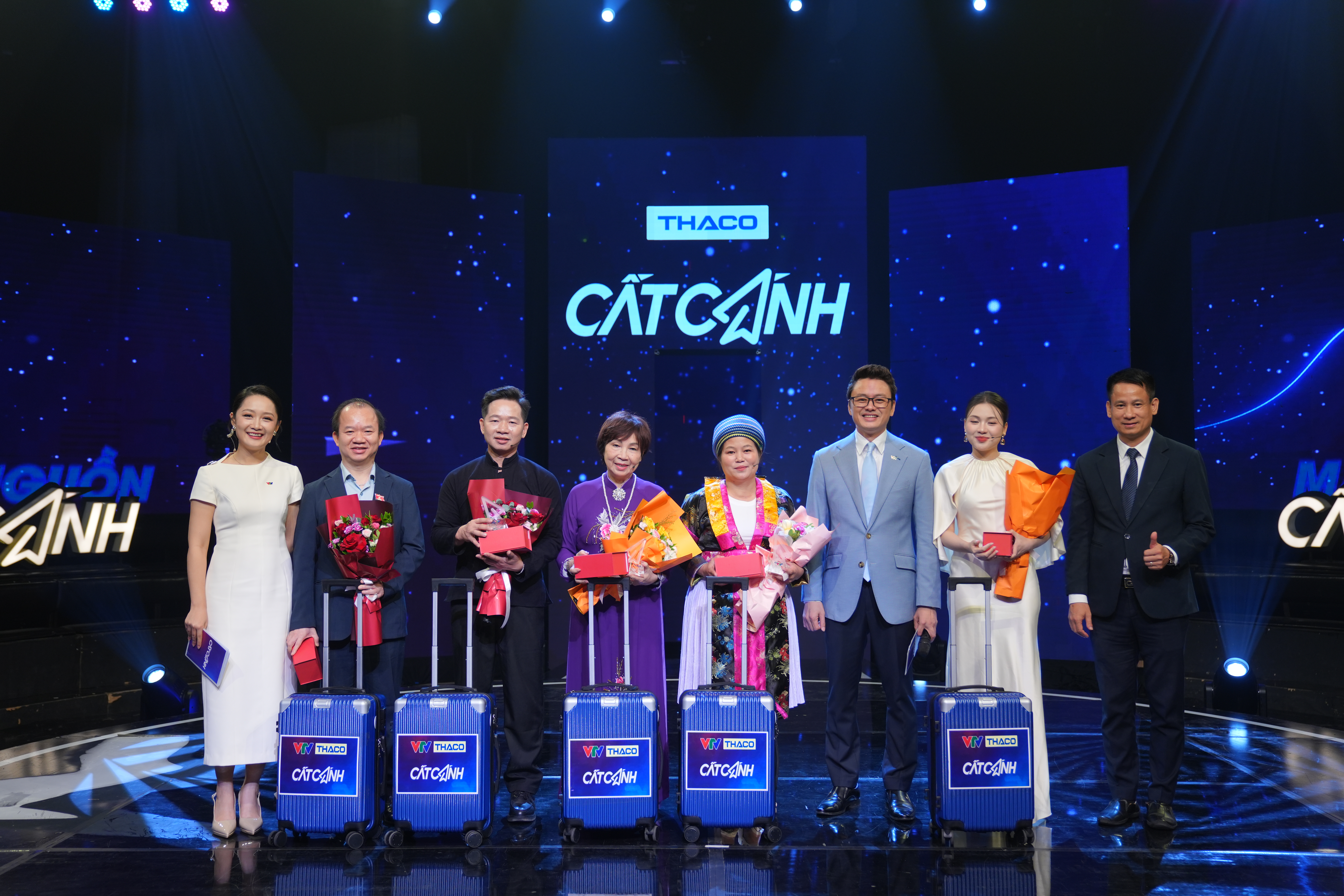Cất cánh tháng 8: Lan tỏa tinh thần cống hiến và trách nhiệm với cộng đồng- Ảnh 1.