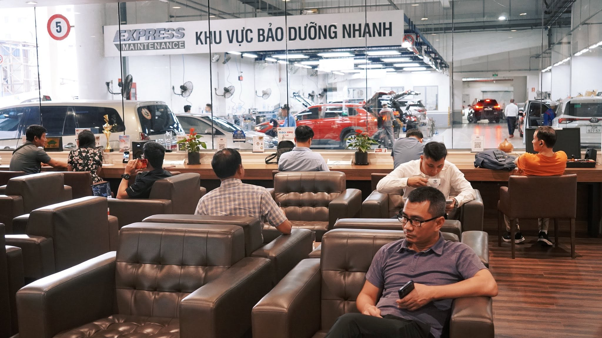 Thị trường &ocirc; t&ocirc; thay đổi, ch&iacute;nh s&aacute;ch b&aacute;n h&agrave;ng v&agrave; sức bền của mạng lưới đại l&yacute; l&agrave; lợi thế cạnh tranh- Ảnh 3.