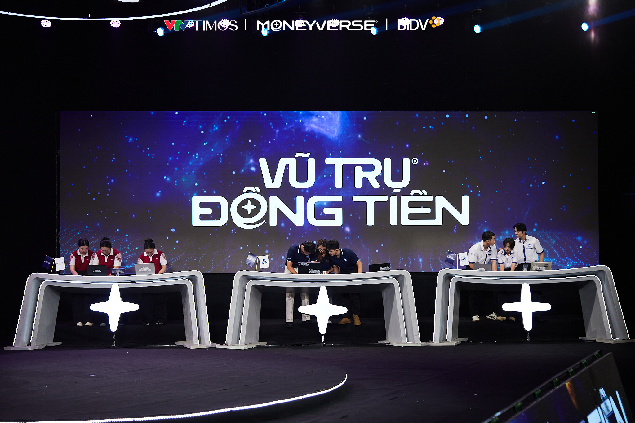 Nữ Sinh Đại Học Quốc Tế Hồng Bàng Giành Chiến Thắng Tại Tứ Kết 1 Vũ Trụ Đồng Tiền 2026 - Ảnh 6.