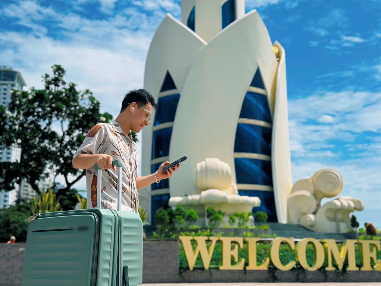 Th&agrave;nh phố của những chiếc vali - Ảnh 7.