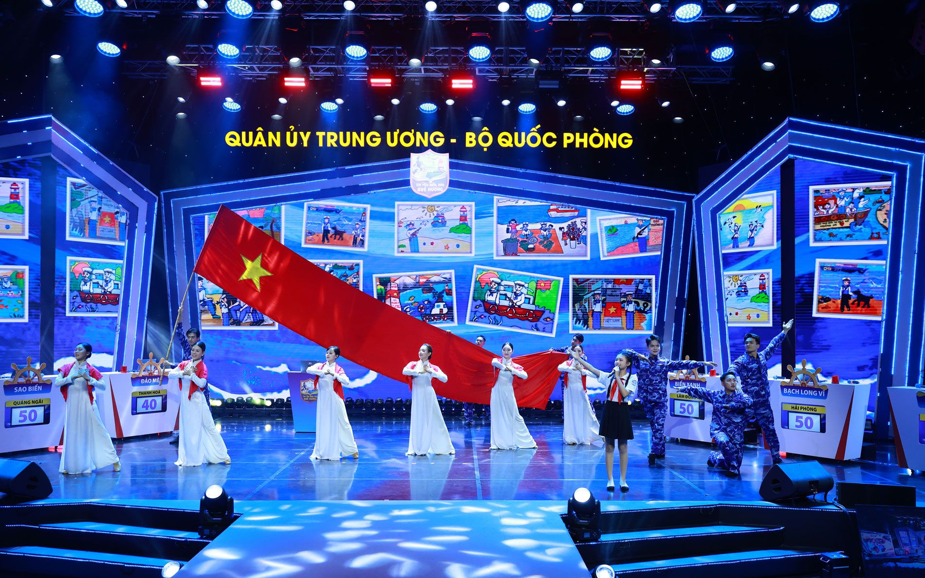TRỰC TIẾP Gala tổng kết và trao giải Cuộc thi “Em yêu biển, đảo quê hương” trên VTV1- Ảnh 4.