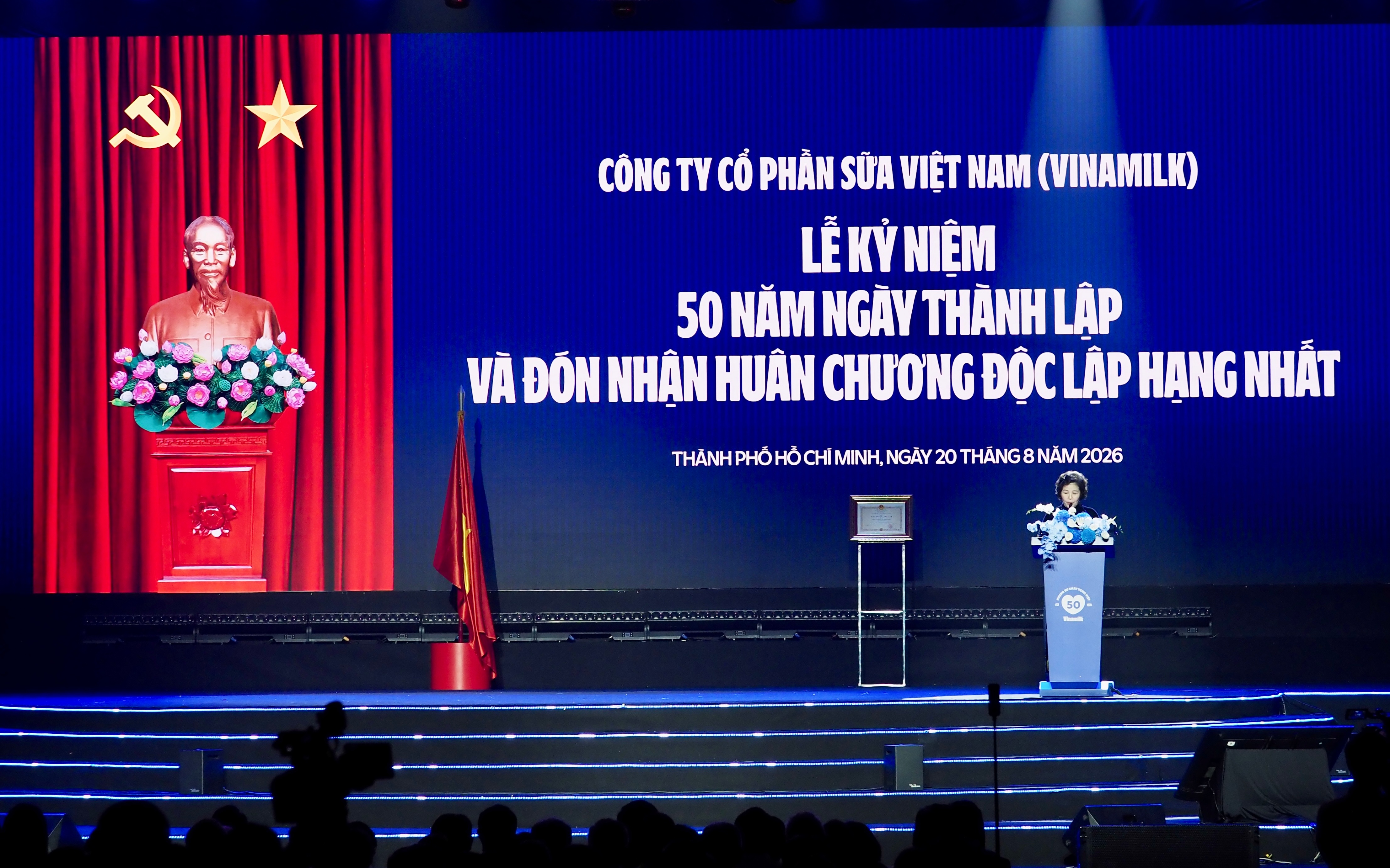 Vinamilk đón nhận Huân chương Độc lập hạng Nhất tại dấu mốc 50 năm - Ảnh 3.