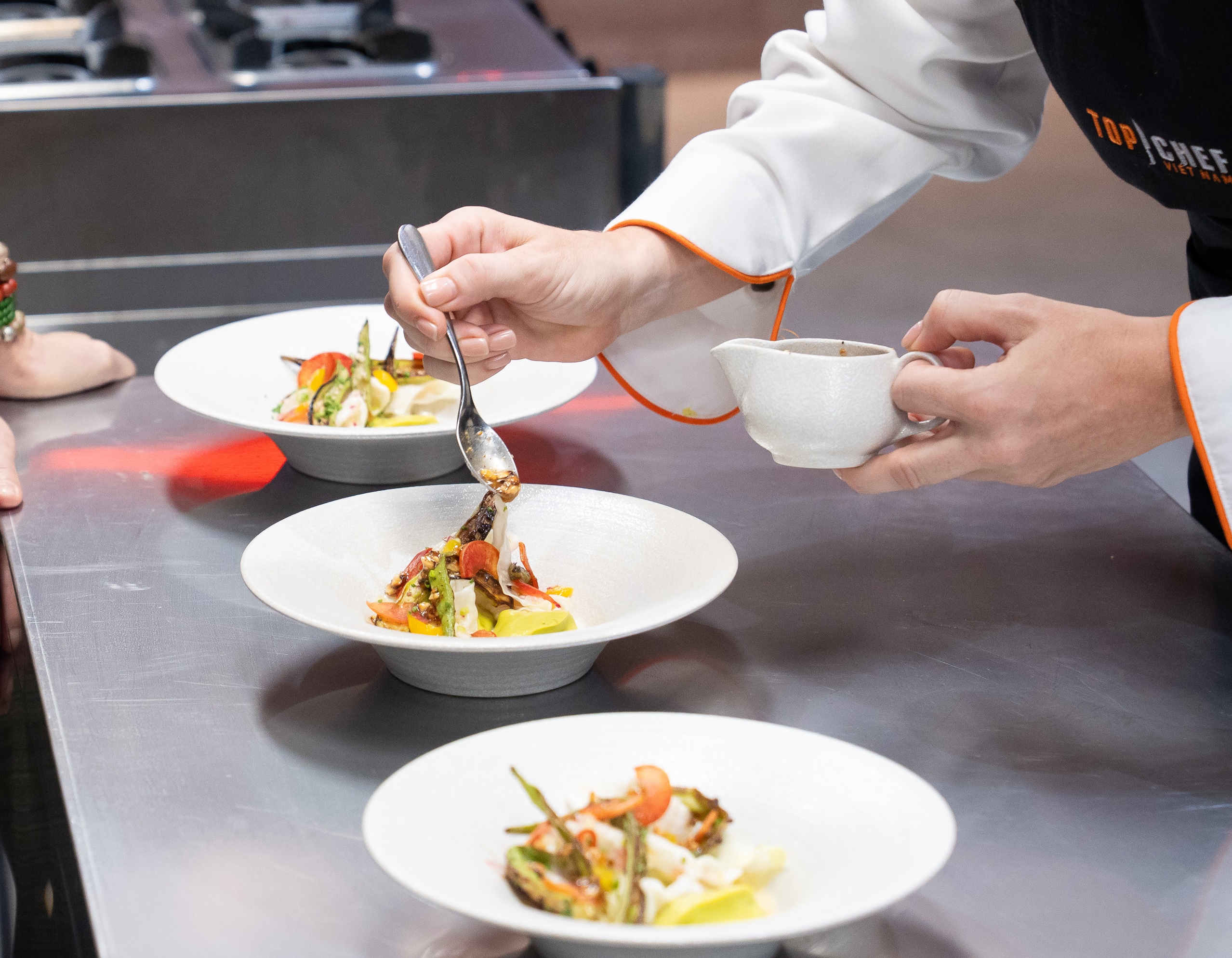 Top Chef: Nữ đầu bếp Đan Mạch dùng nông sản Việt để tạo vị cay 'cực thấm' - Ảnh 6.