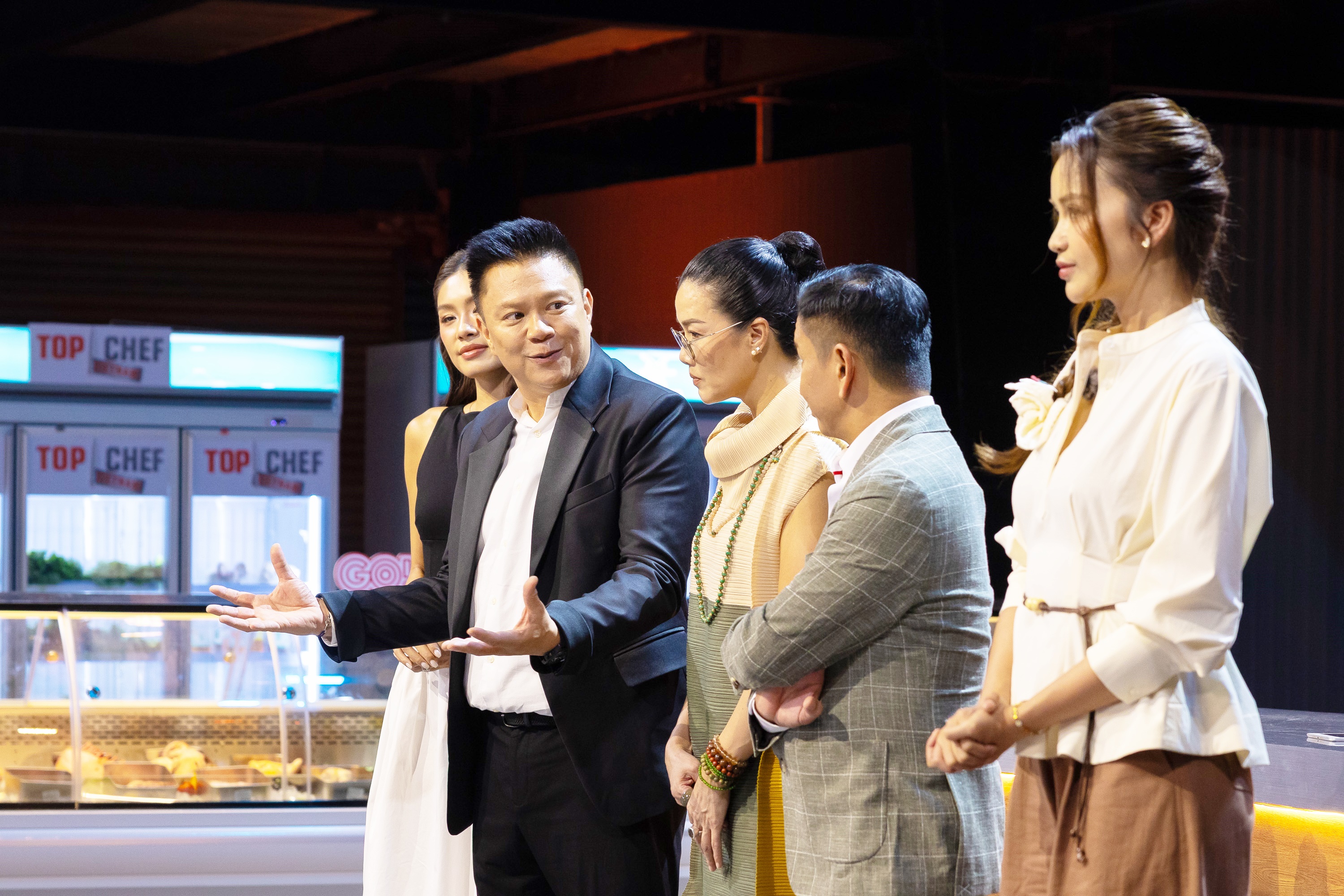 Top Chef: Nữ đầu bếp Đan Mạch dùng nông sản Việt để tạo vị cay 'cực thấm' - Ảnh 2.