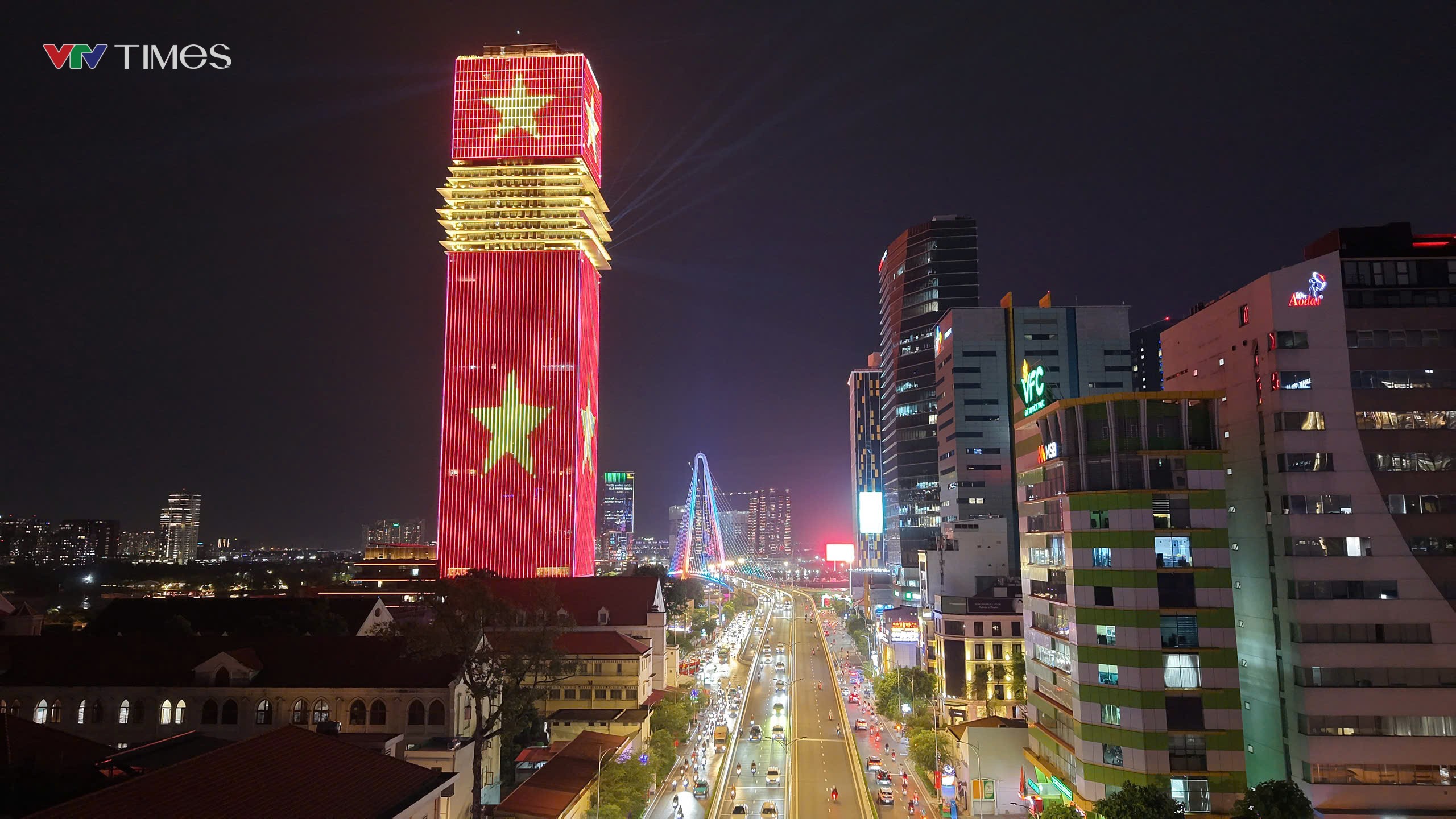 TP Hồ Chí Minh rực sắc cờ hoa đón Tết Độc lập- Ảnh 12.