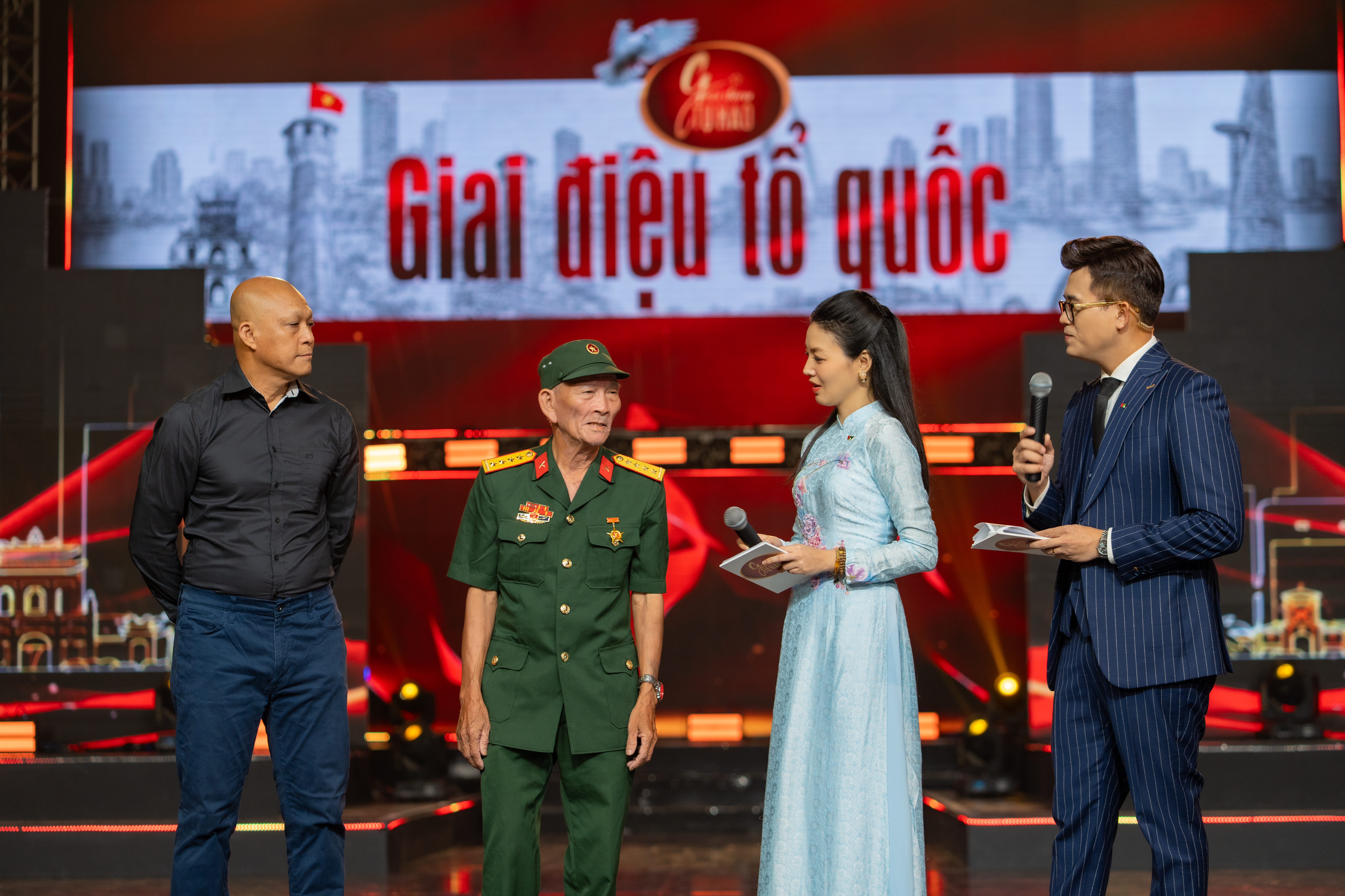 Giai điệu tự h&agrave;o: Những thanh &acirc;m dệt n&ecirc;n t&igrave;nh y&ecirc;u Tổ quốc- Ảnh 2.