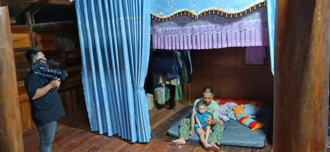 Chuyện nhà thời nay: Khoảng cách của yêu thương - Ảnh 1.