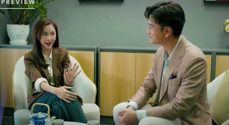 Mùa hè năm ấy - Tập 11: Phương du học trở về, Khánh cố tình đẩy cô ra xa- Ảnh 1.