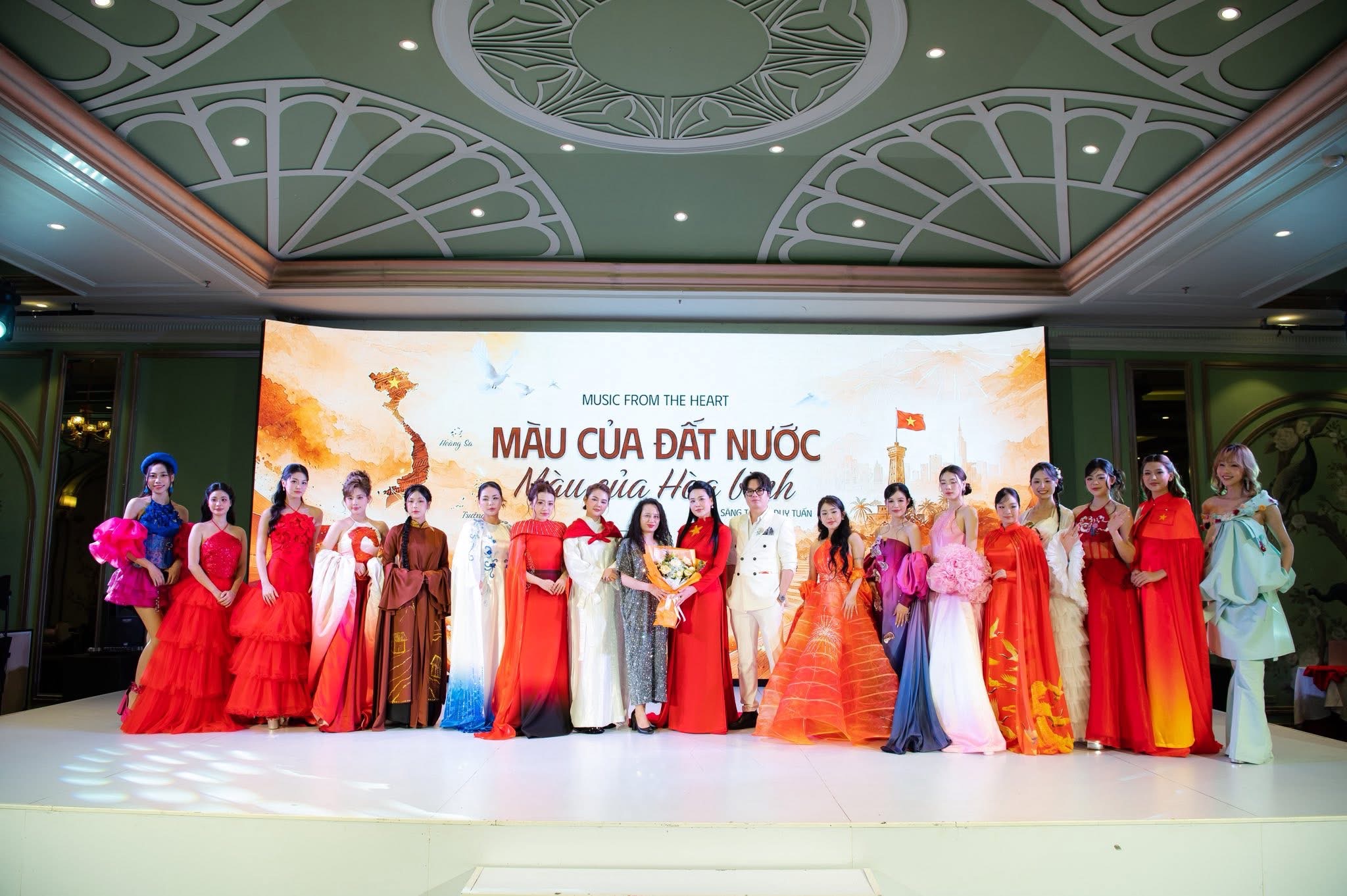 Sao Mai Nhật Huyền lan tỏa “Màu của Đất nước - Màu của Hòa bình” bằng âm nhạc nhân dịp Quốc khánh 2/9- Ảnh 6.