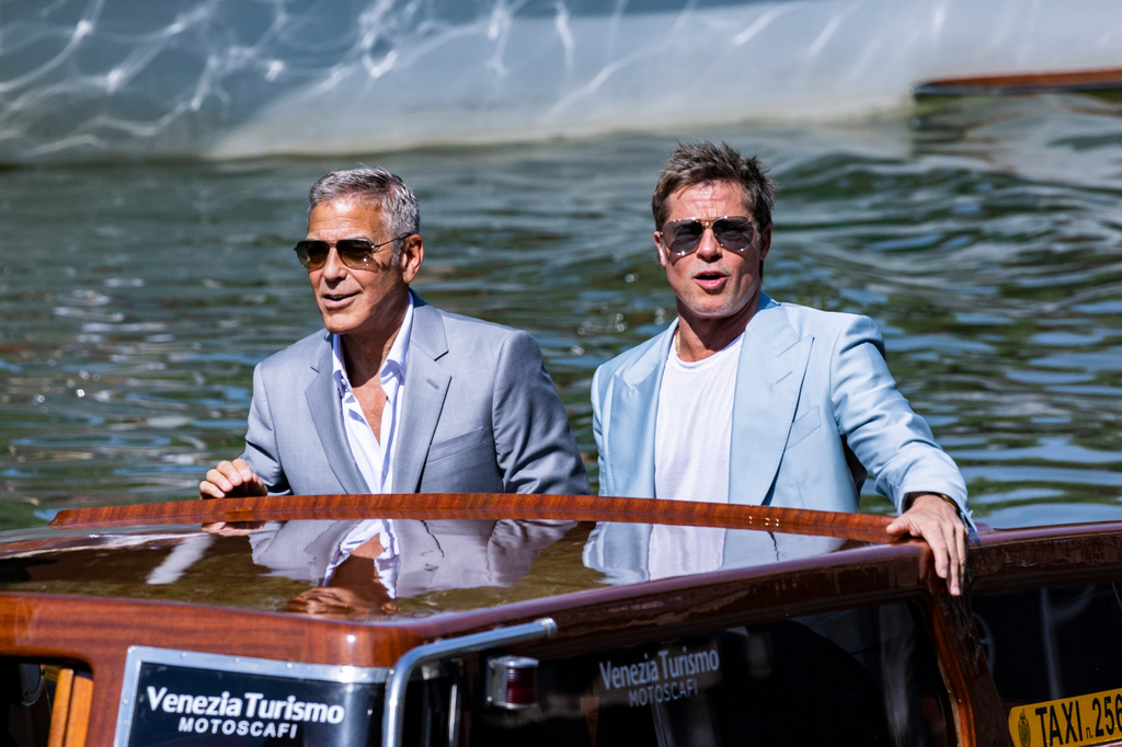 George Clooney nhận giải Th&agrave;nh tựu trọn đời tại LHP Venice 2026 - Ảnh 4.