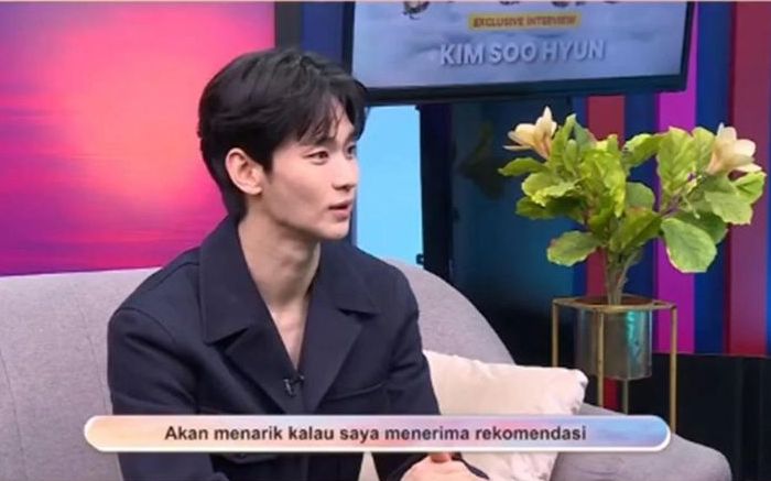 Kim Soo Hyun vẫn vấp phải những phản ứng tiêu cực - Ảnh 1.
