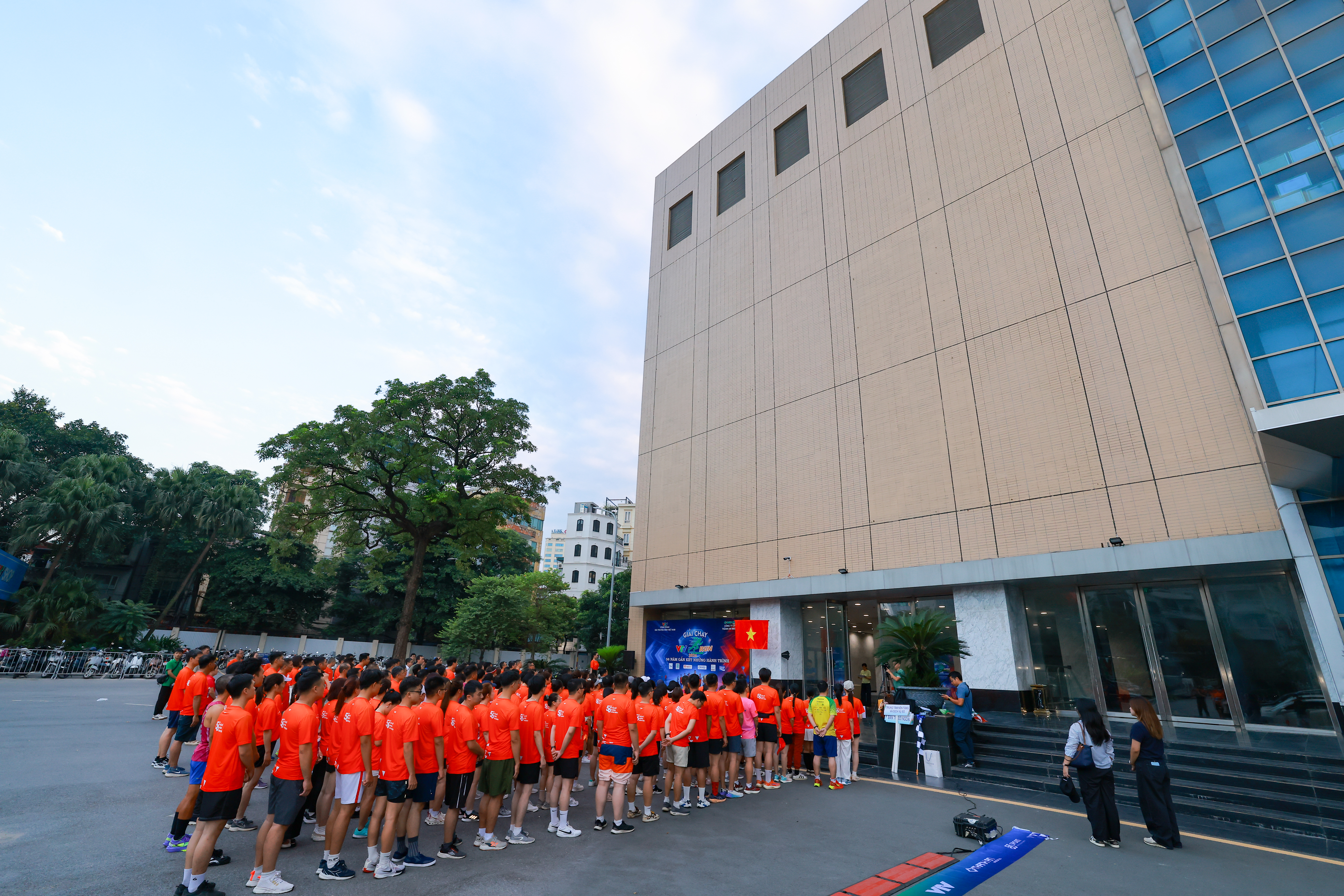 Giải chạy VTV Run "56 năm gắn kết những hành trình" - Ảnh 2.