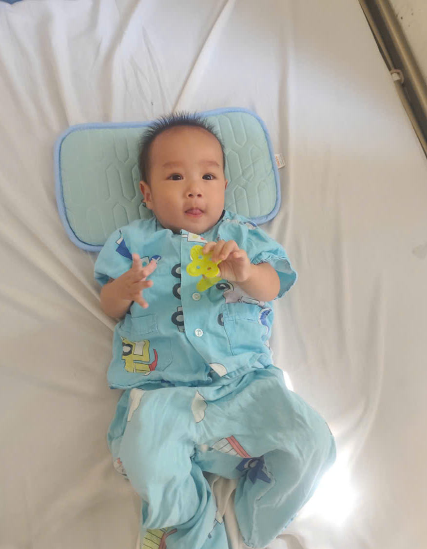 Trao cơ hội sống khỏe mạnh cho bé trai mắc bệnh tim ở Hưng Yên- Ảnh 1. Trao cơ hội sống khỏe mạnh cho bé trai mắc bệnh tim ở Hưng Yên- Ảnh 1.