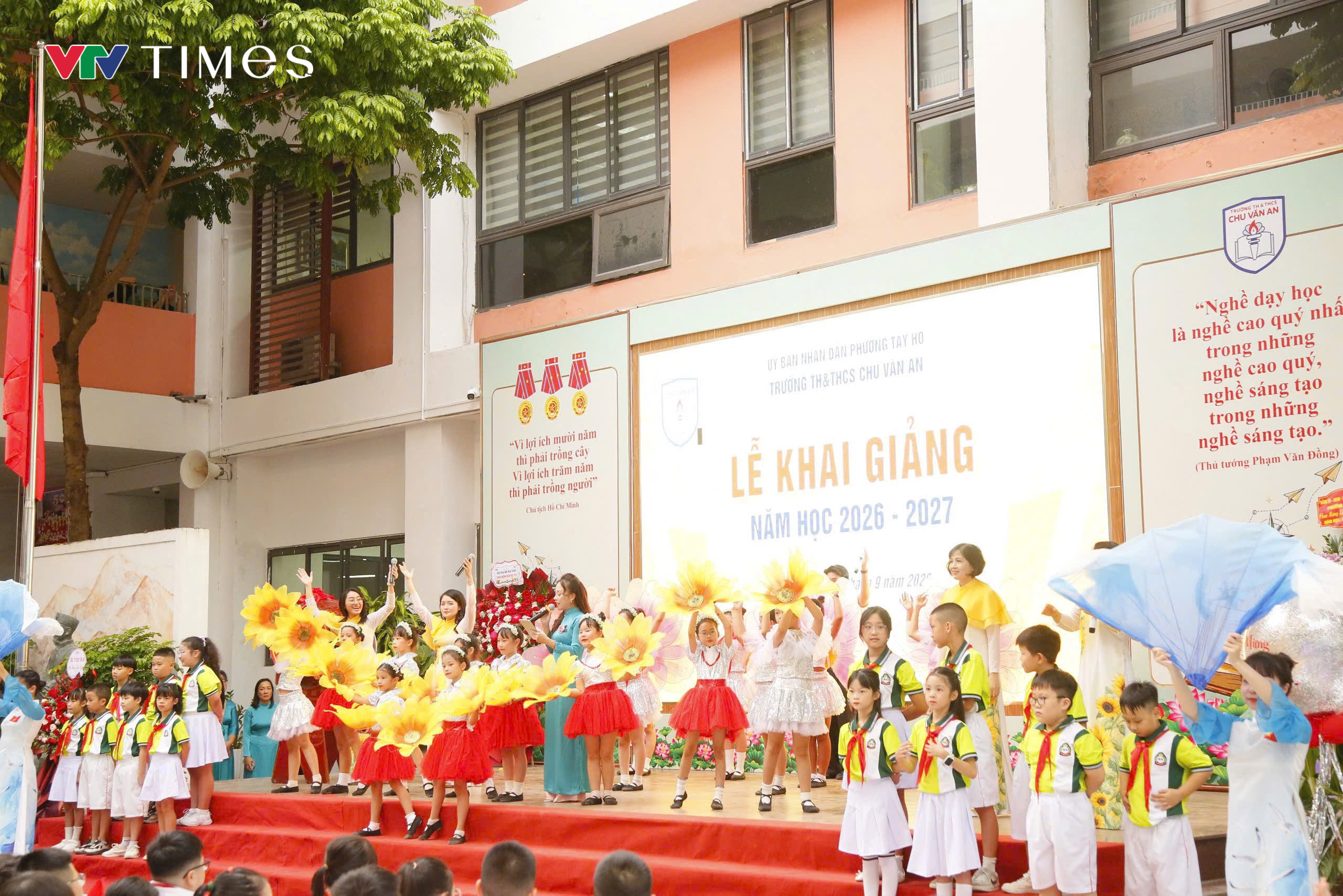 Hơn 26 triệu học sinh, sinh viên cả nước rộn ràng khai giảng năm học mới 2026-2027 - Ảnh 11.