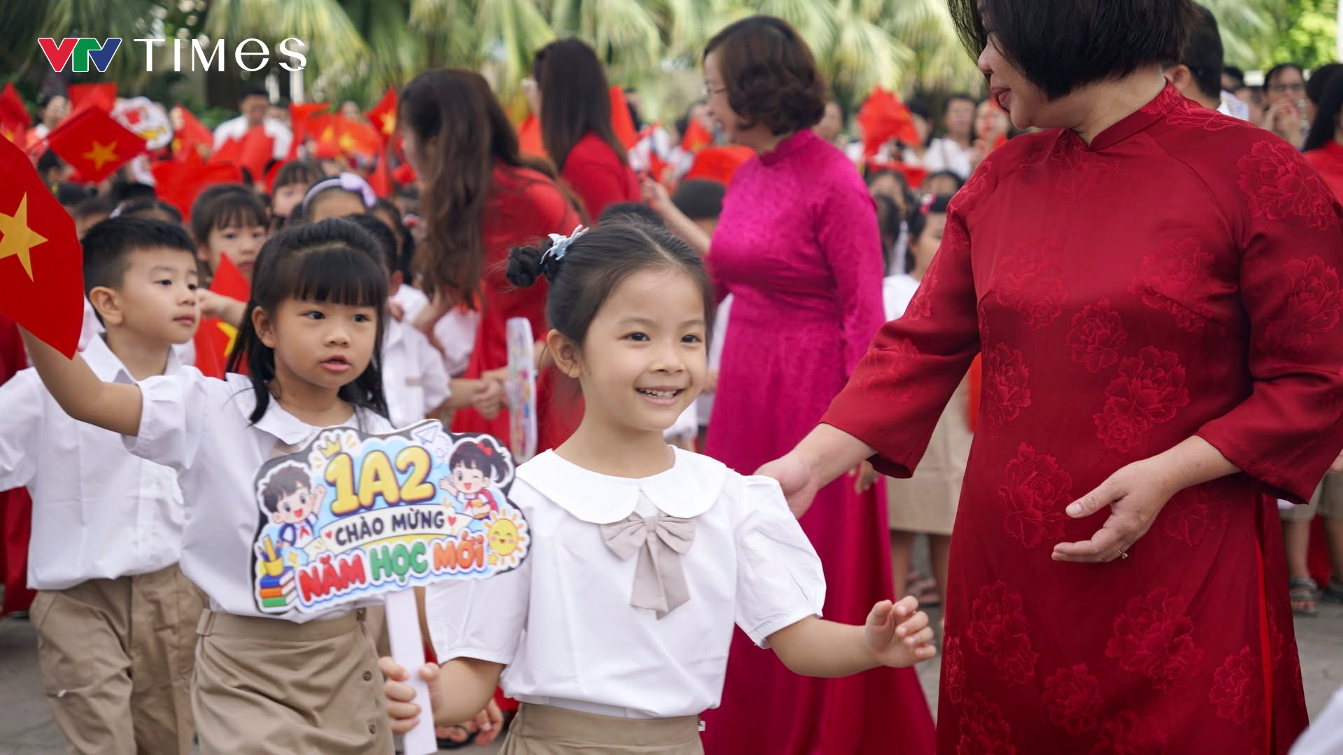 Hơn 26 triệu học sinh, sinh viên cả nước rộn ràng khai giảng năm học mới 2026-2027 - Ảnh 1.