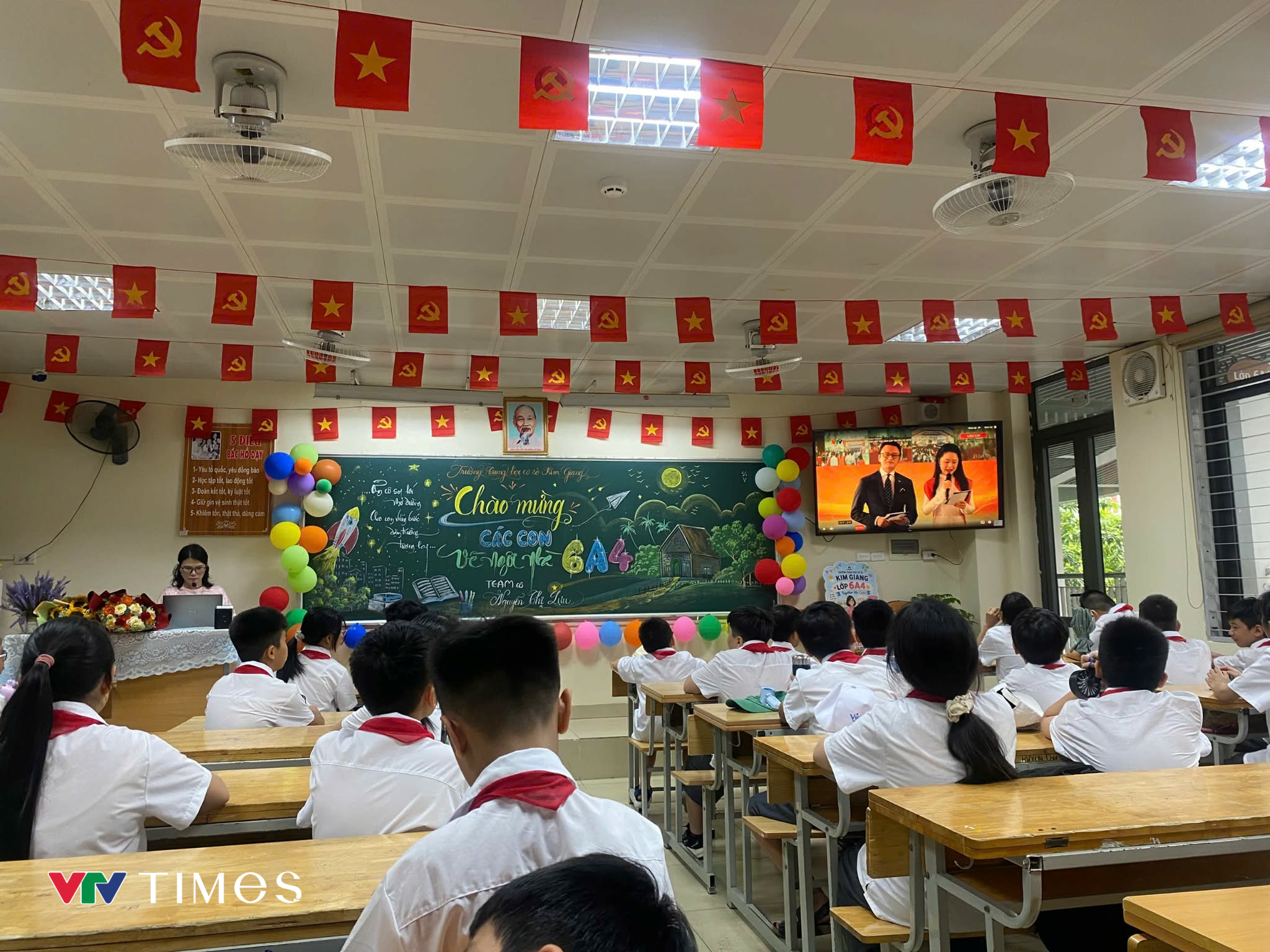 Hơn 26 triệu học sinh, sinh viên cả nước rộn ràng khai giảng năm học mới 2026-2027 - Ảnh 8.