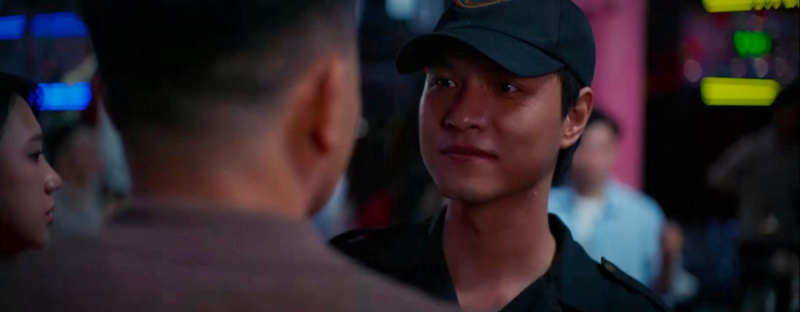 M&ugrave;a h&egrave; năm ấy - Tập 14: Phương muối mặt nhờ T&ugrave;ng cứu Kh&aacute;nh vụ qu&aacute;n bar - Ảnh 9.