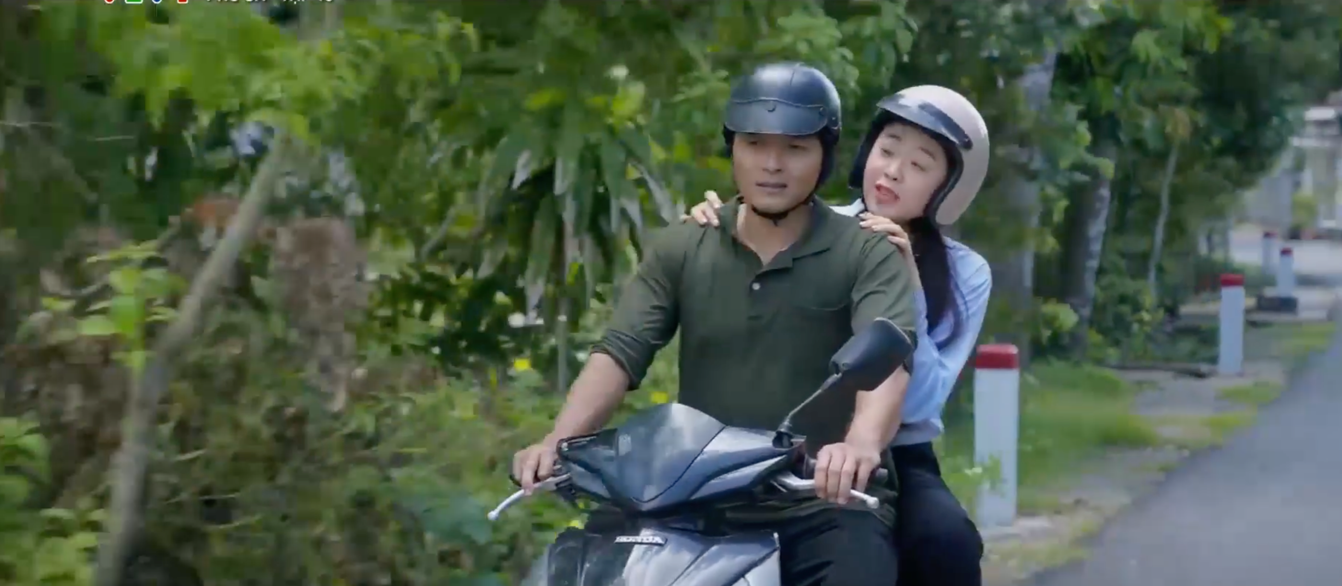 Phù Sa - Tập 13: Chơn quyết truy tìm bí mật phía sau "con tàu ma" - Ảnh 1.