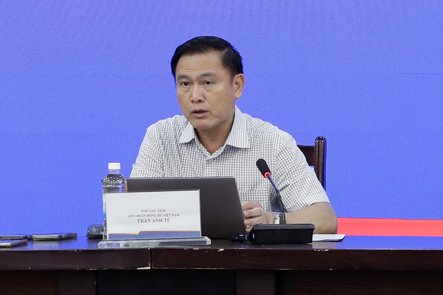 VFF không can thiệp vào kế hoạch nhân sự của HLV Kim Sang-sik- Ảnh 1. VFF không can thiệp vào kế hoạch nhân sự của HLV Kim Sang-sik- Ảnh 1.