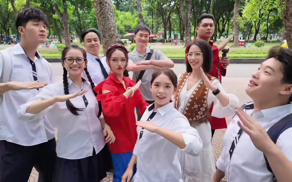 Mùa hè năm ấy - Tập 18: Phương rụng rời phát hiện bí mật mẹ giấu 8 năm qua- Ảnh 16.