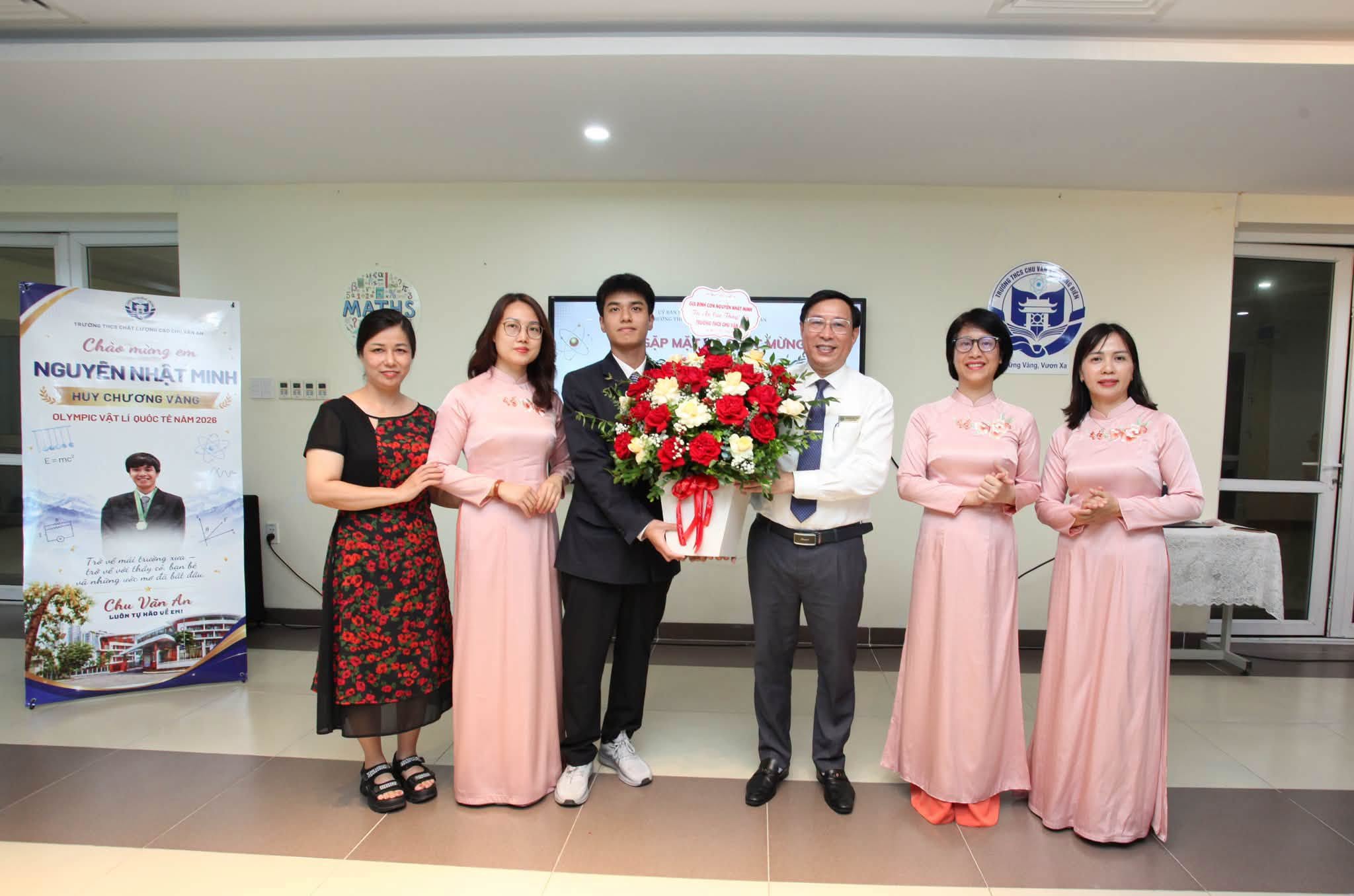 Nguyễn Nhật Minh: Phía sau điểm tuyệt đối 30/30 thi Vật lý quốc tế - Ảnh 8.
