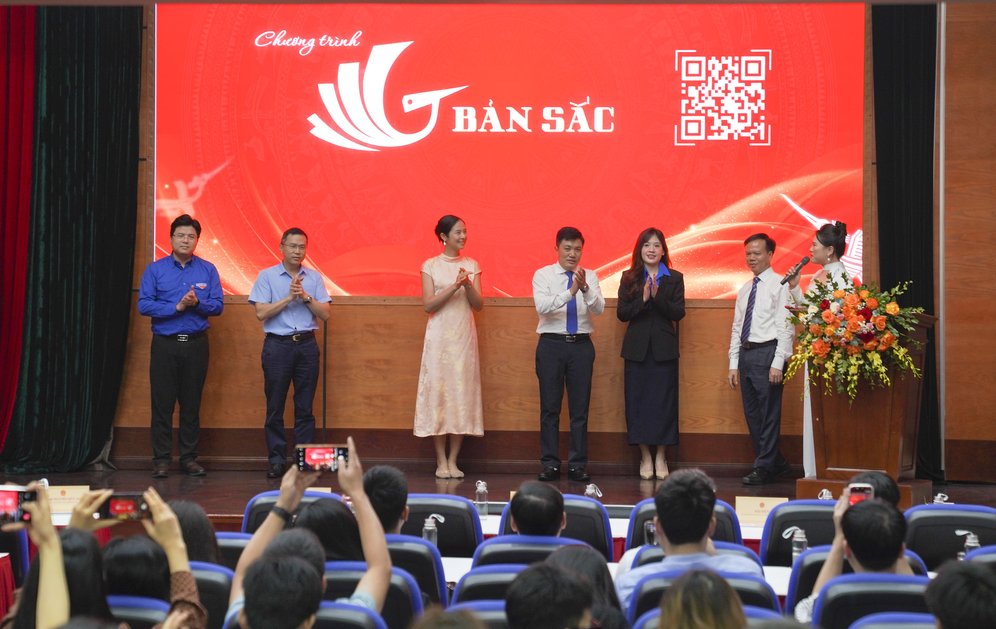 Phát động chương trình Bản Sắc, kết nối văn hóa Việt với công nghệ số - Ảnh 5.