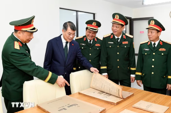 Thủ tướng: Học viện Quốc phòng phải trở thành trung tâm tham mưu chiến lược - Ảnh 3.