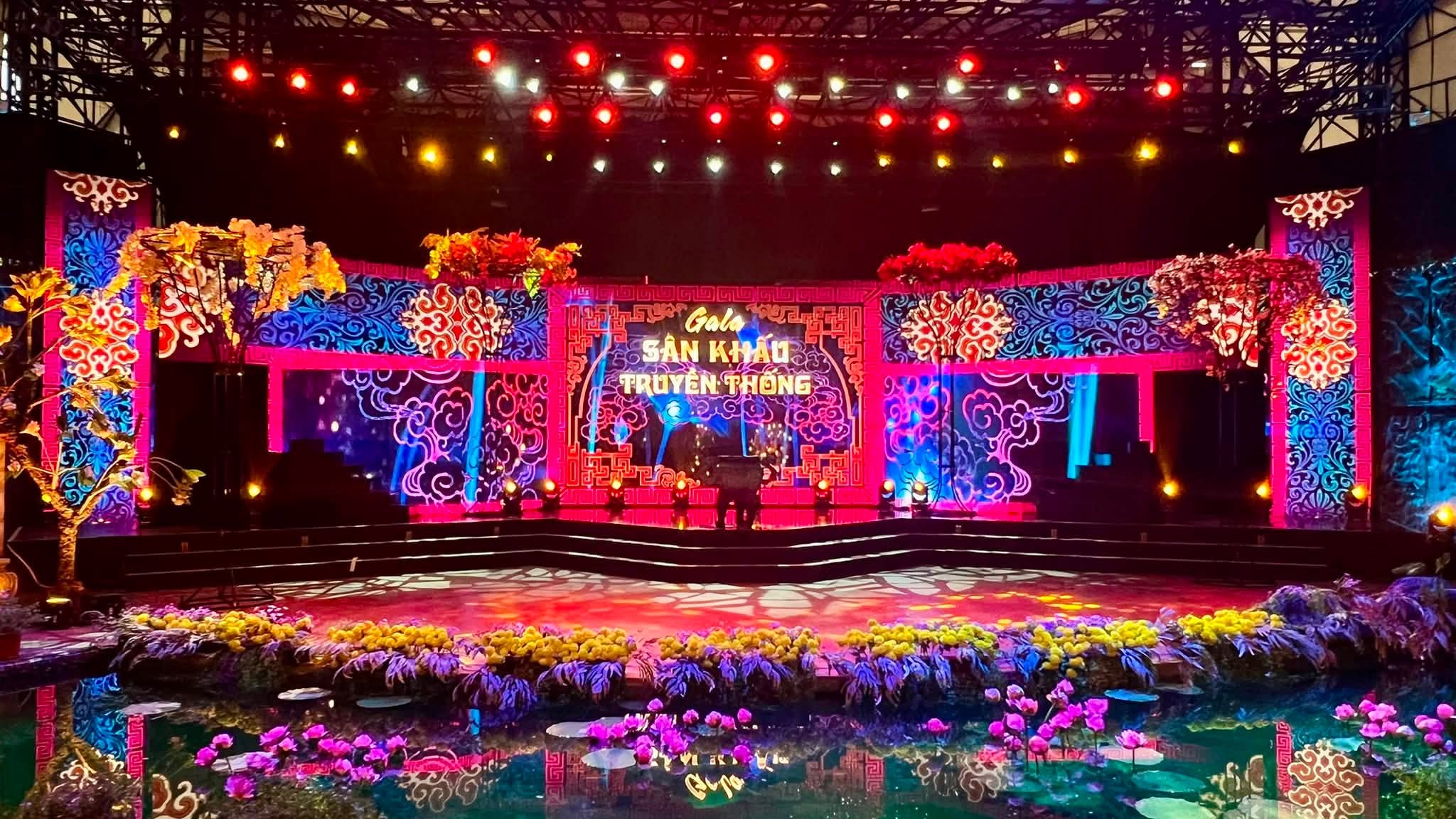 Gala S&acirc;n khấu truyền thống: Khi nghệ thuật truyền thống t&igrave;m nhịp sống mới - Ảnh 1.
