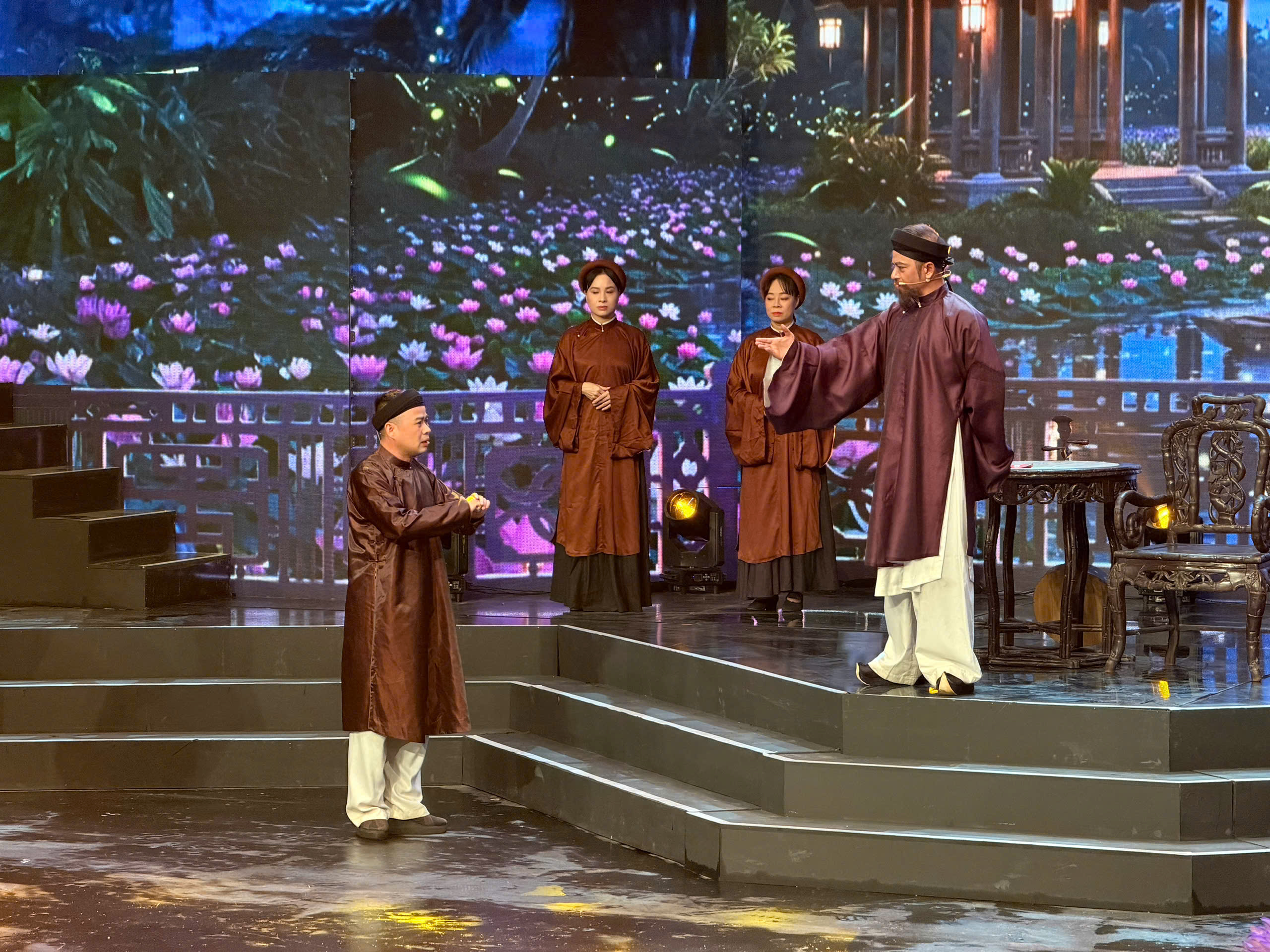 Gala S&acirc;n khấu truyền thống: Khi nghệ thuật truyền thống t&igrave;m nhịp sống mới - Ảnh 3.