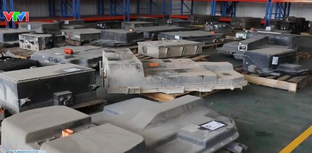 Xe điện phát triển, thúc đẩy nhu cầu tái chế pin - Ảnh 1.