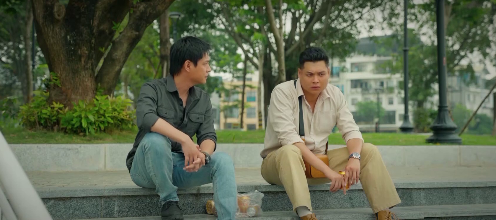 Mùa hè năm ấy - Tập 18: Phương rụng rời phát hiện bí mật mẹ giấu 8 năm qua- Ảnh 14.