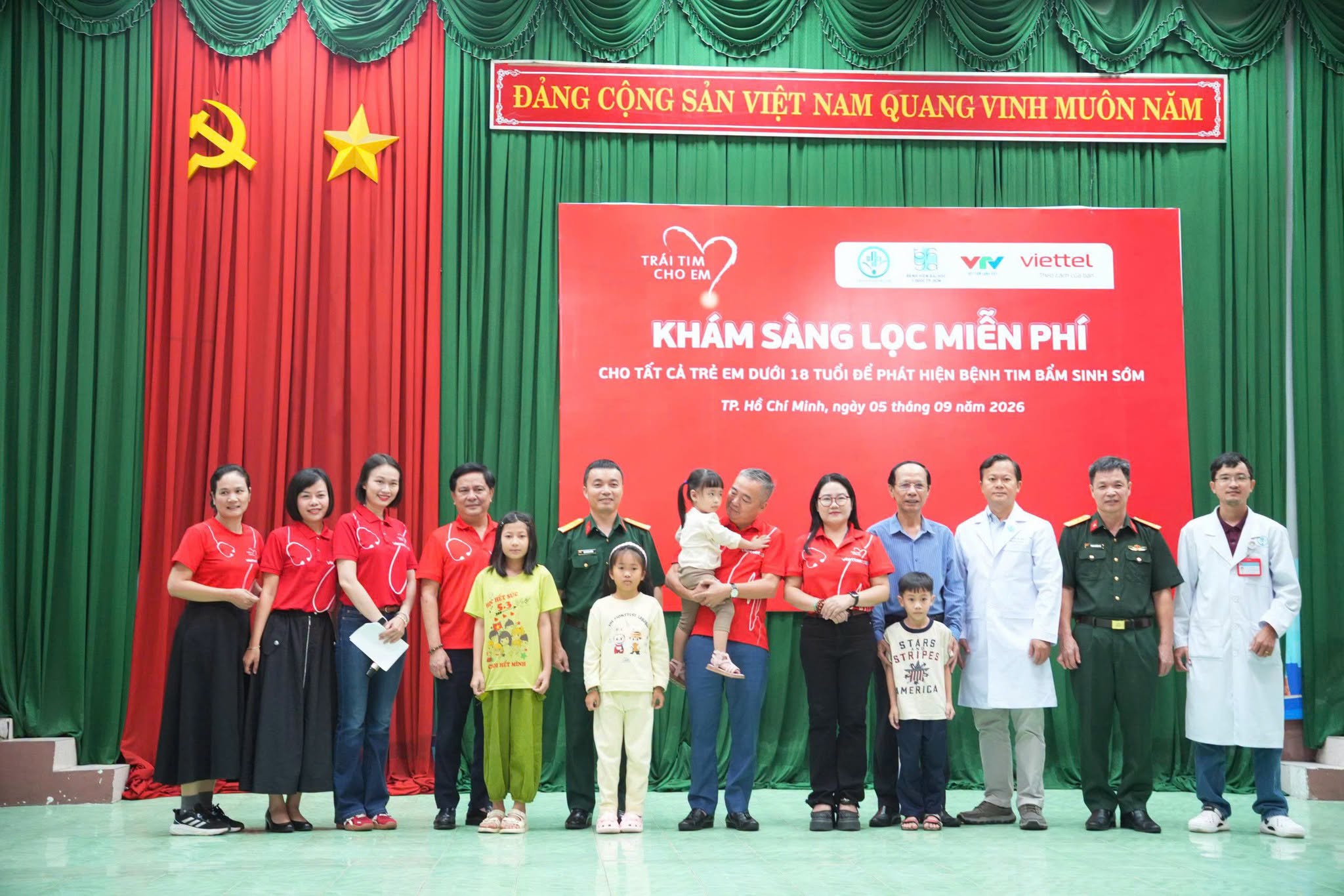 TRỰC TIẾP Gala kỷ niệm 18 năm Trái tim cho em: Thắp sáng ước mơ (20h10, VTV1)- Ảnh 4.