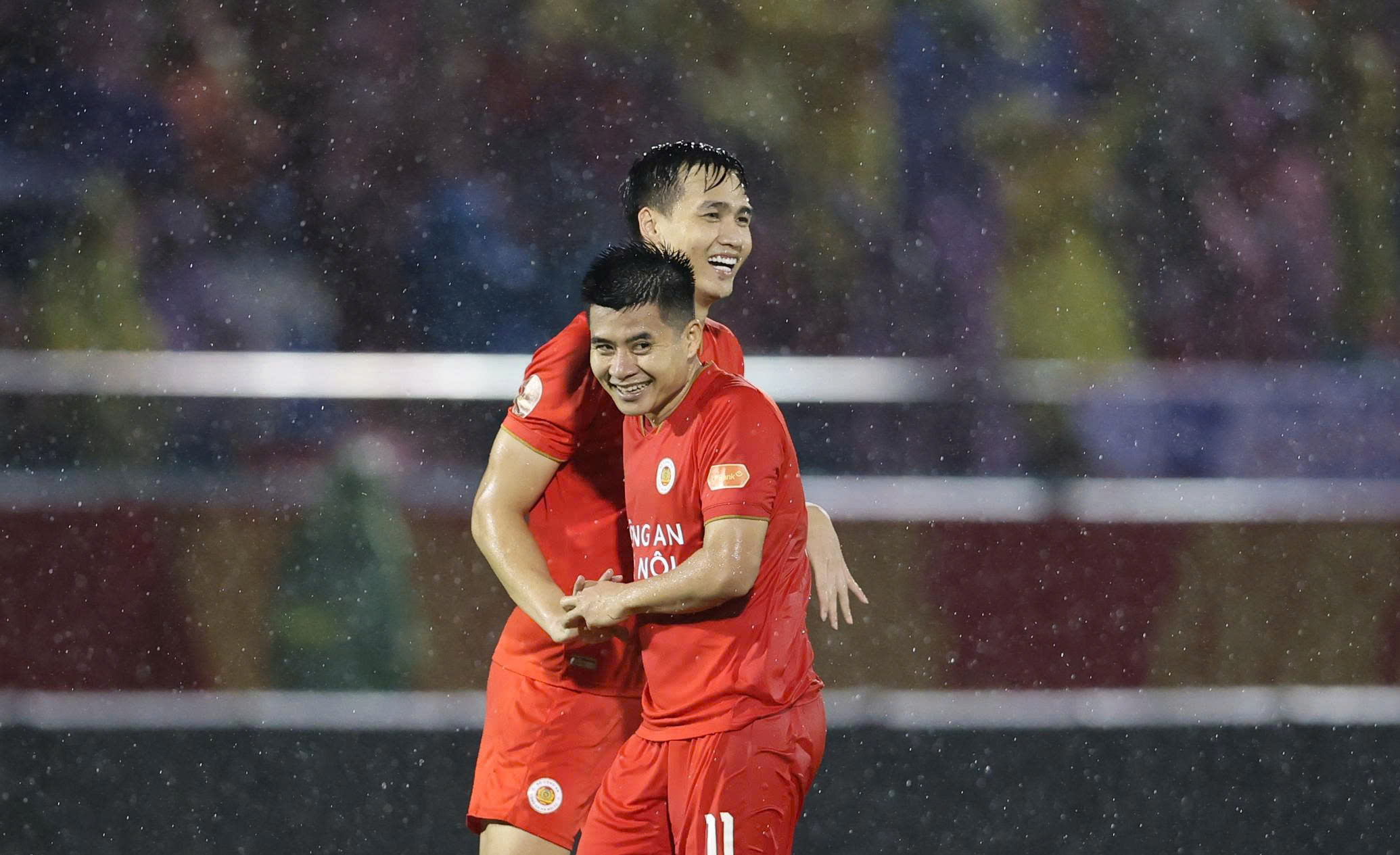 Thua CAHN 0-3, CLB TP Đồng Nai nhận thất bại thứ 3 liên tiếp- Ảnh 8. Thua CAHN 0-3, CLB TP Đồng Nai nhận thất bại thứ 3 liên tiếp- Ảnh 8.