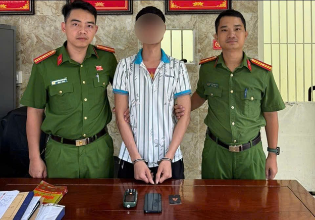 Khởi tố người đàn ông nhận 1,3 tỷ đồng chuyển nhầm rồi mang sang Campuchia đánh bạc - Ảnh 1.