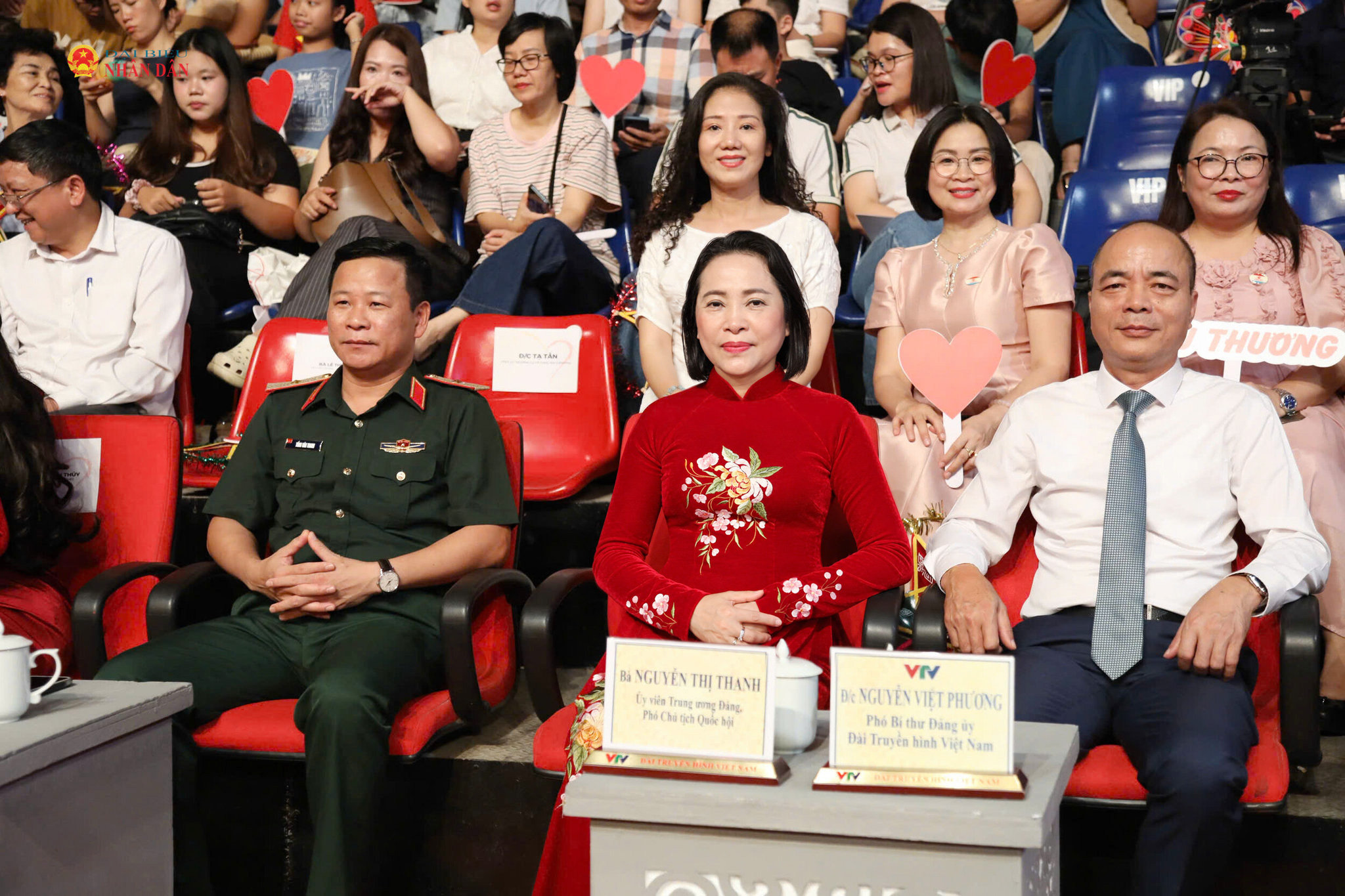 Gala Trái tim cho em: 18 năm thắp sáng ước mơ cho gần 8.000 trẻ em mắc tim bẩm sinh - Ảnh 1.
