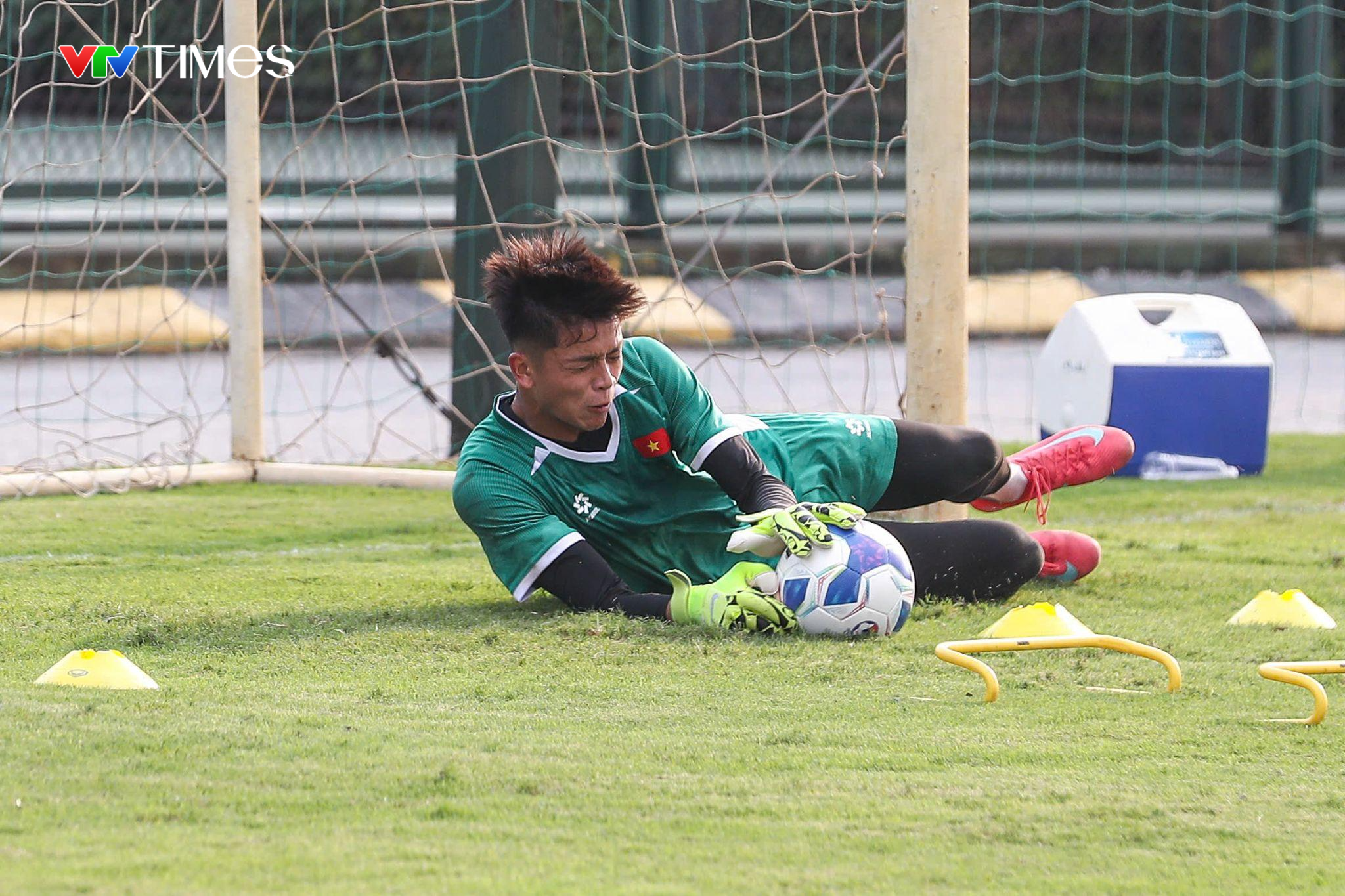 U17 Việt Nam "rèn quân" hướng đến World Cup- Ảnh 5. U17 Việt Nam "rèn quân" hướng đến World Cup- Ảnh 5.