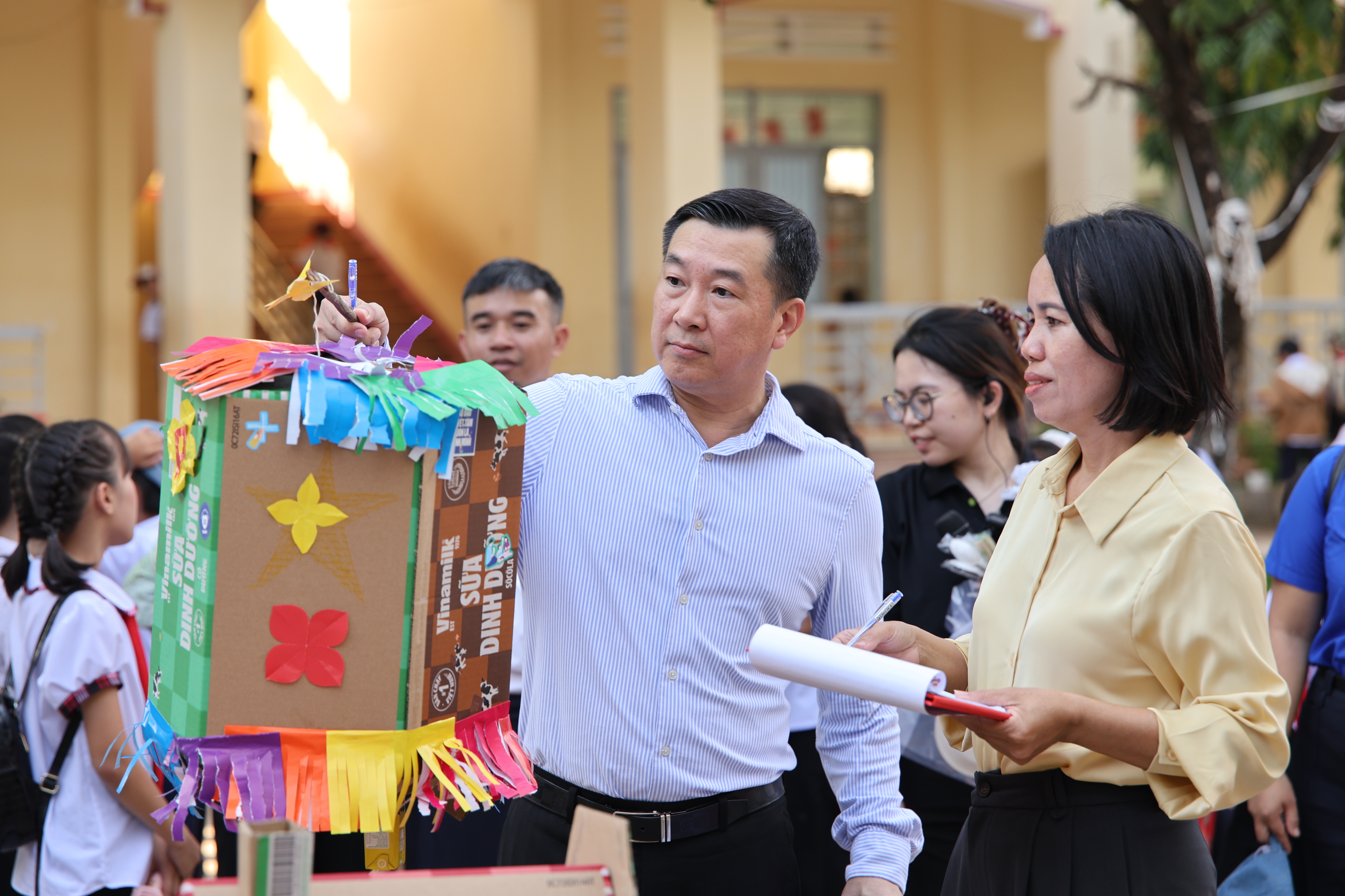 Gần 300.000 sản phẩm dinh dưỡng Vinamilk c&ugrave;ng trẻ em cả nước đ&oacute;n Trung thu - Ảnh 7.